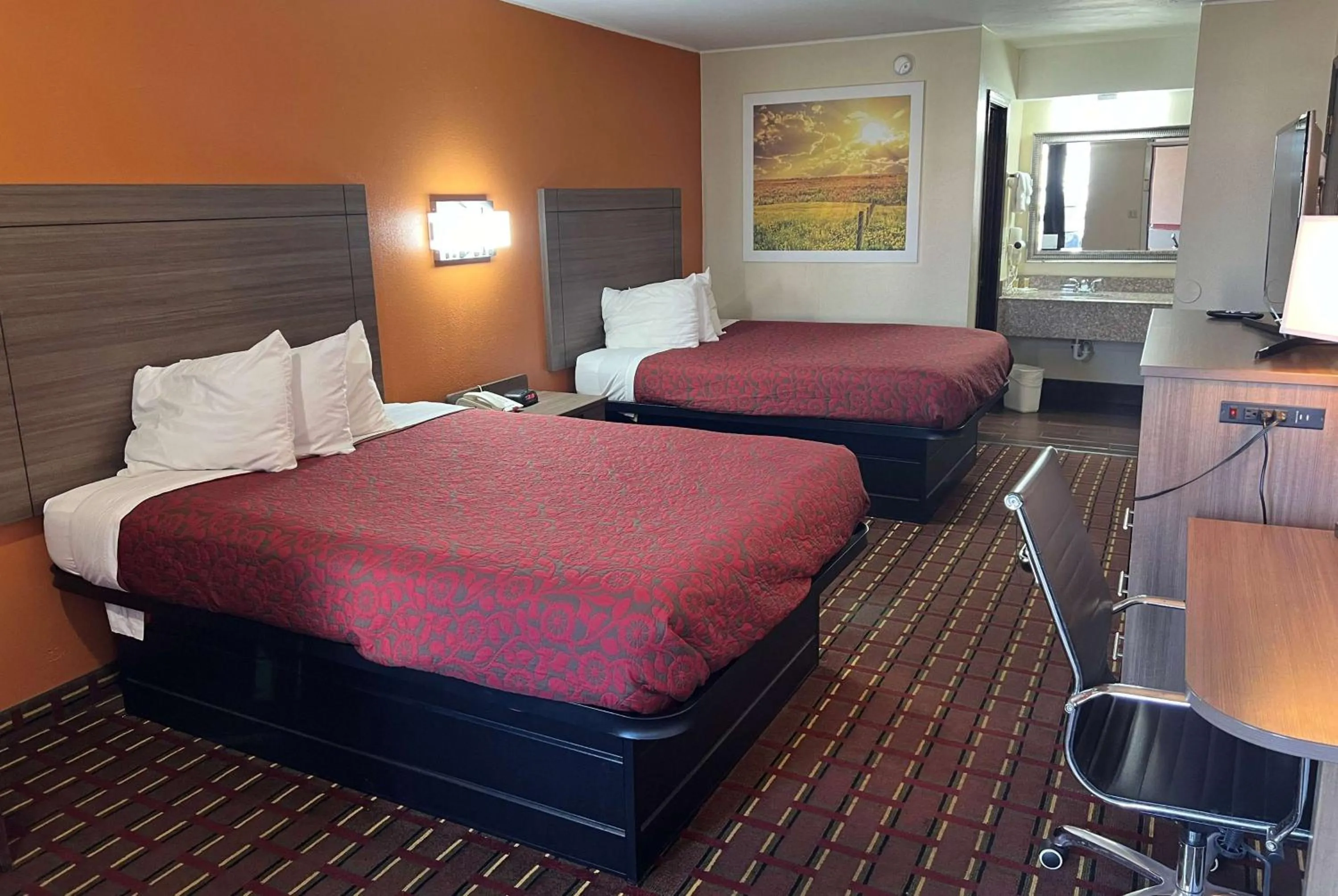 Queen Room with Two Queen Beds - Smoking in Days Inn by Wyndham El Reno