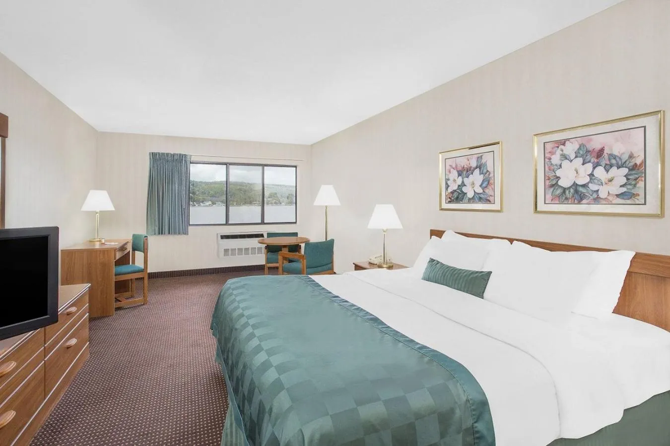 King Room with Parking Lot View - Second Floor - Non-Smoking in Ramada by Wyndham Hancock Waterfront