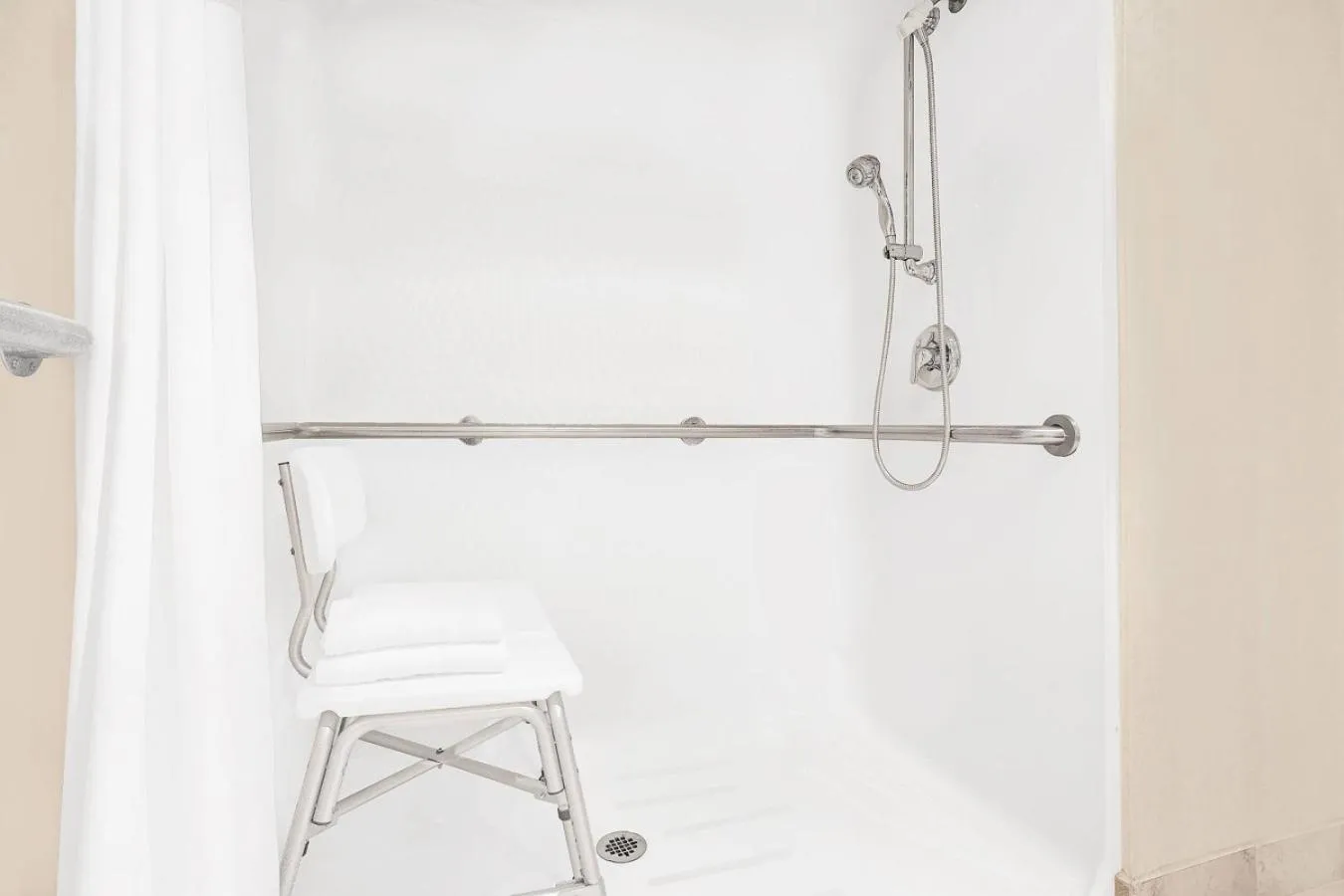 Queen Room with Two Queen Beds and Parking Lot View - Mobility Accessible - Non-Smoking in Ramada by Wyndham Hancock Waterfront