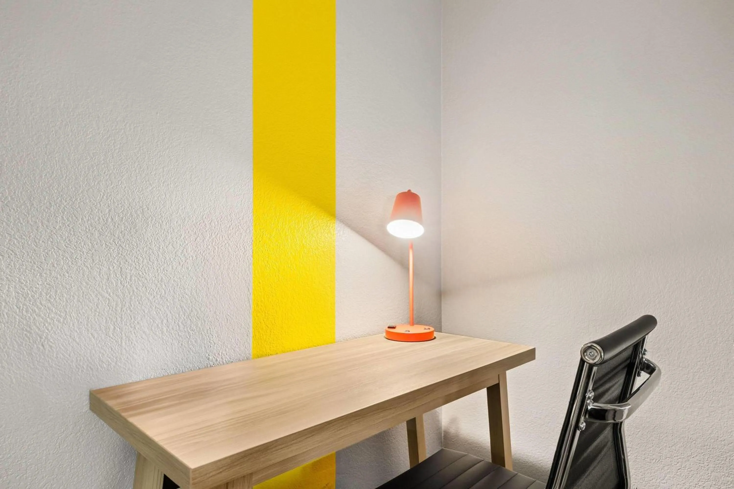 2 Queen Beds, Pet-Friendly, Non-Smoking in Super 8 by Wyndham Harrison AR