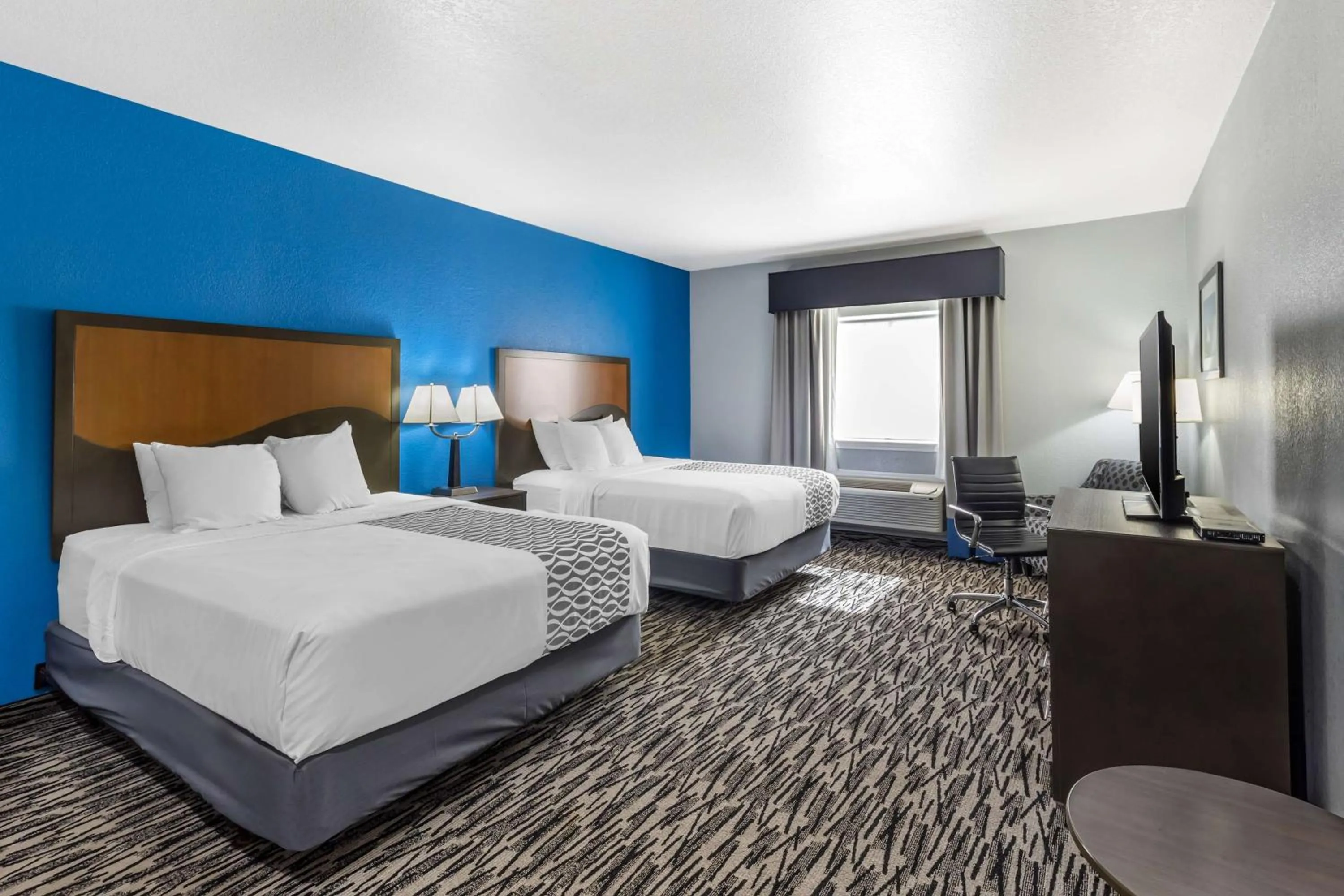 Queen Room with Two Queen Beds in Best Western Atoka Inn & Suites