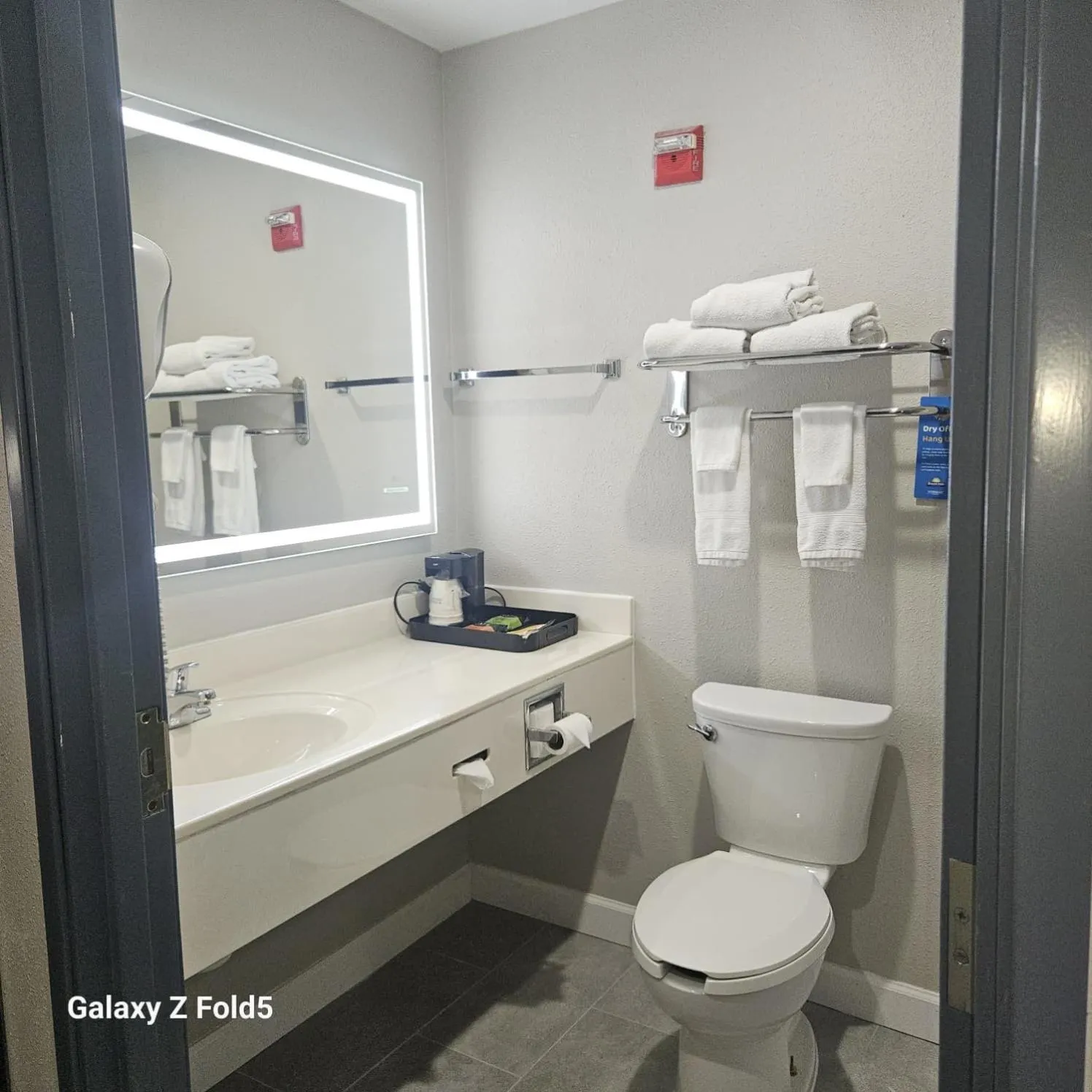 Queen Room with Two Queen Beds - Non-Smoking in Days Inn by Wyndham Jefferson City