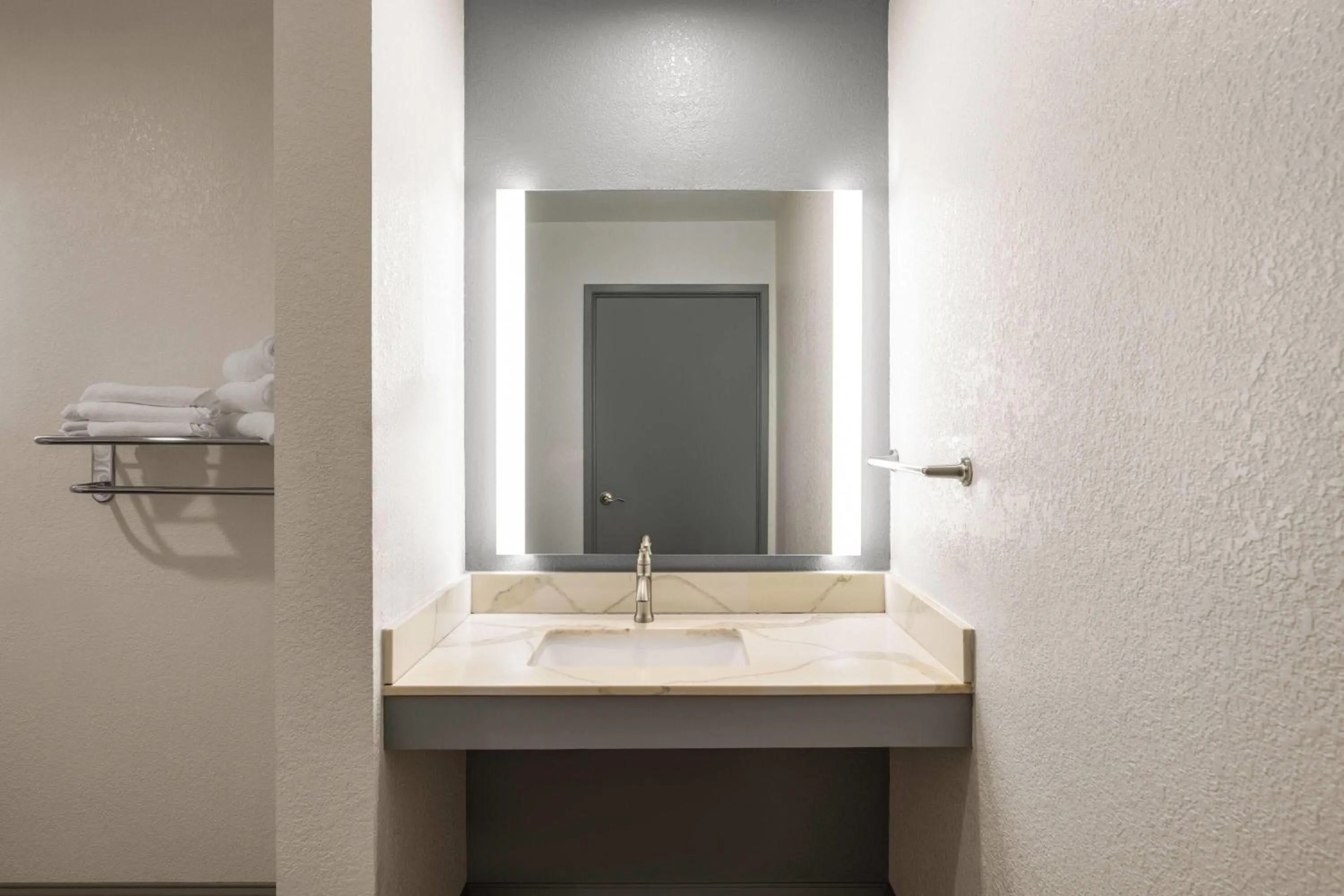 Queen Room with Two Queen Beds - Non-Smoking in Super 8 by Wyndham Fort Bragg