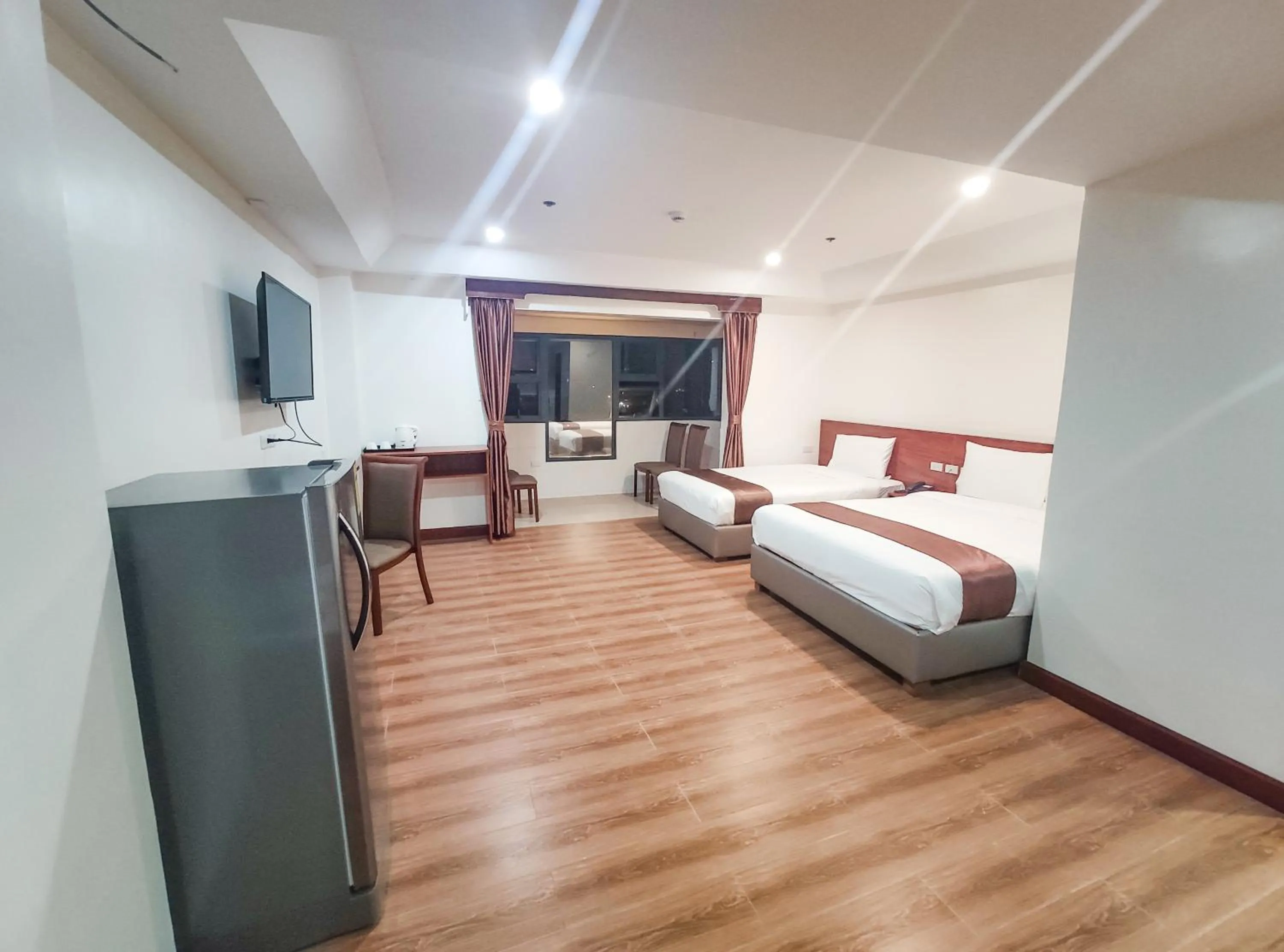 Comfort Triple Room in 456 Hotel