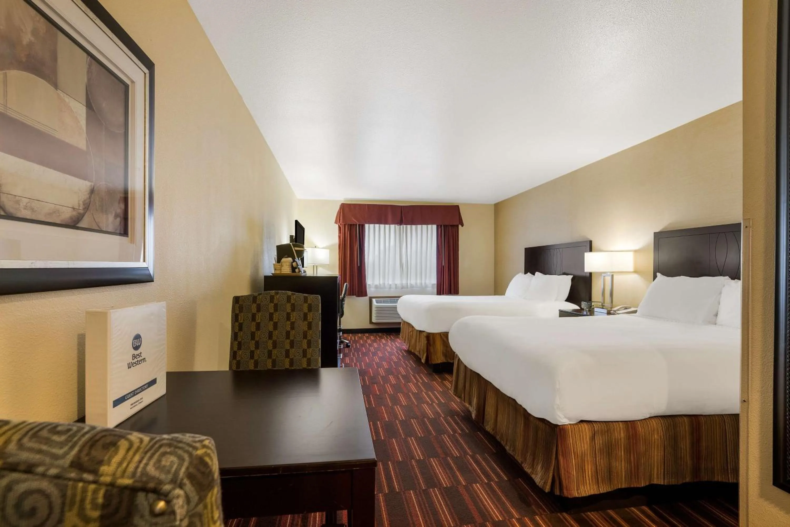 Queen Room with Two Queen Beds - Non-Smoking in Best Western Hermiston Inn