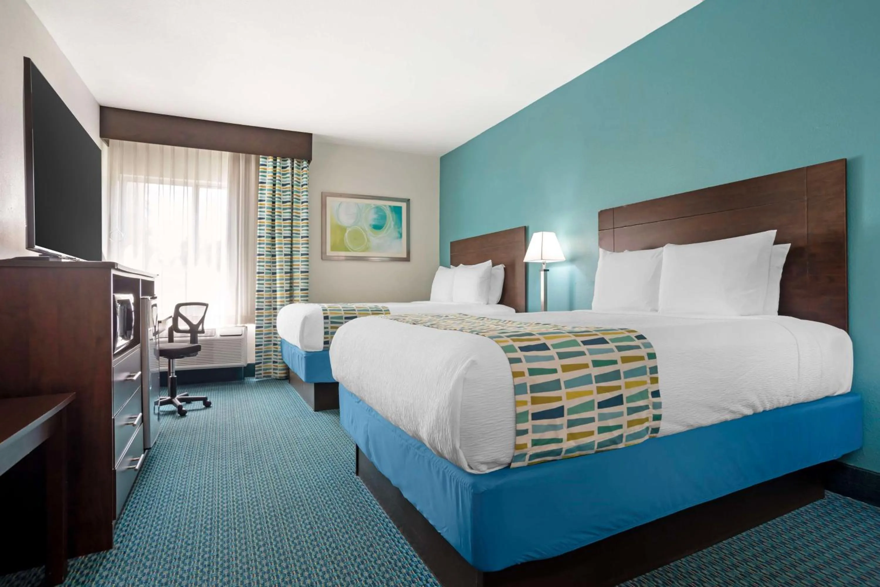 Queen Room with Two Queen Beds - Disability Access in Best Western Plus Blue Angel Inn