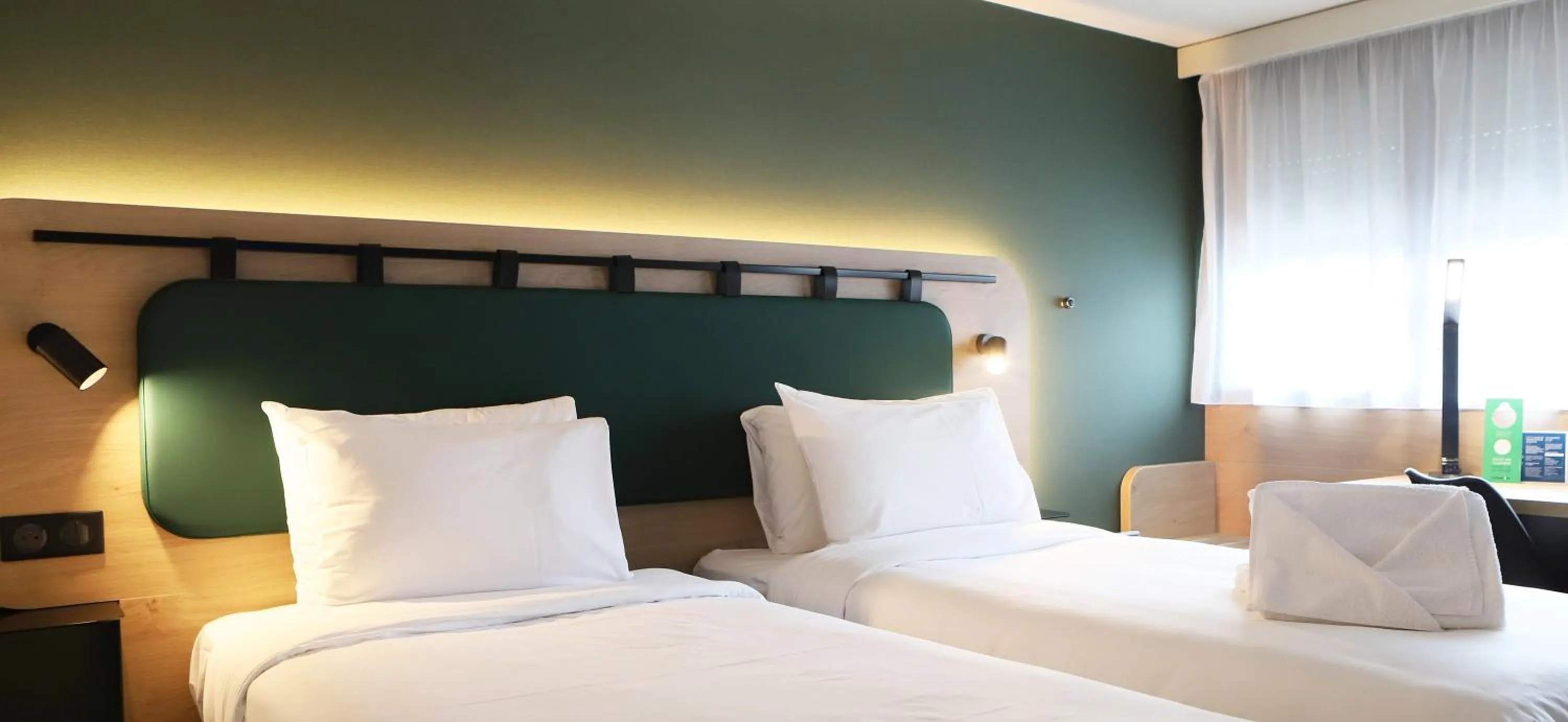 Standard Twin Room in Campanile Toulouse Balma - Cité de l'Espace