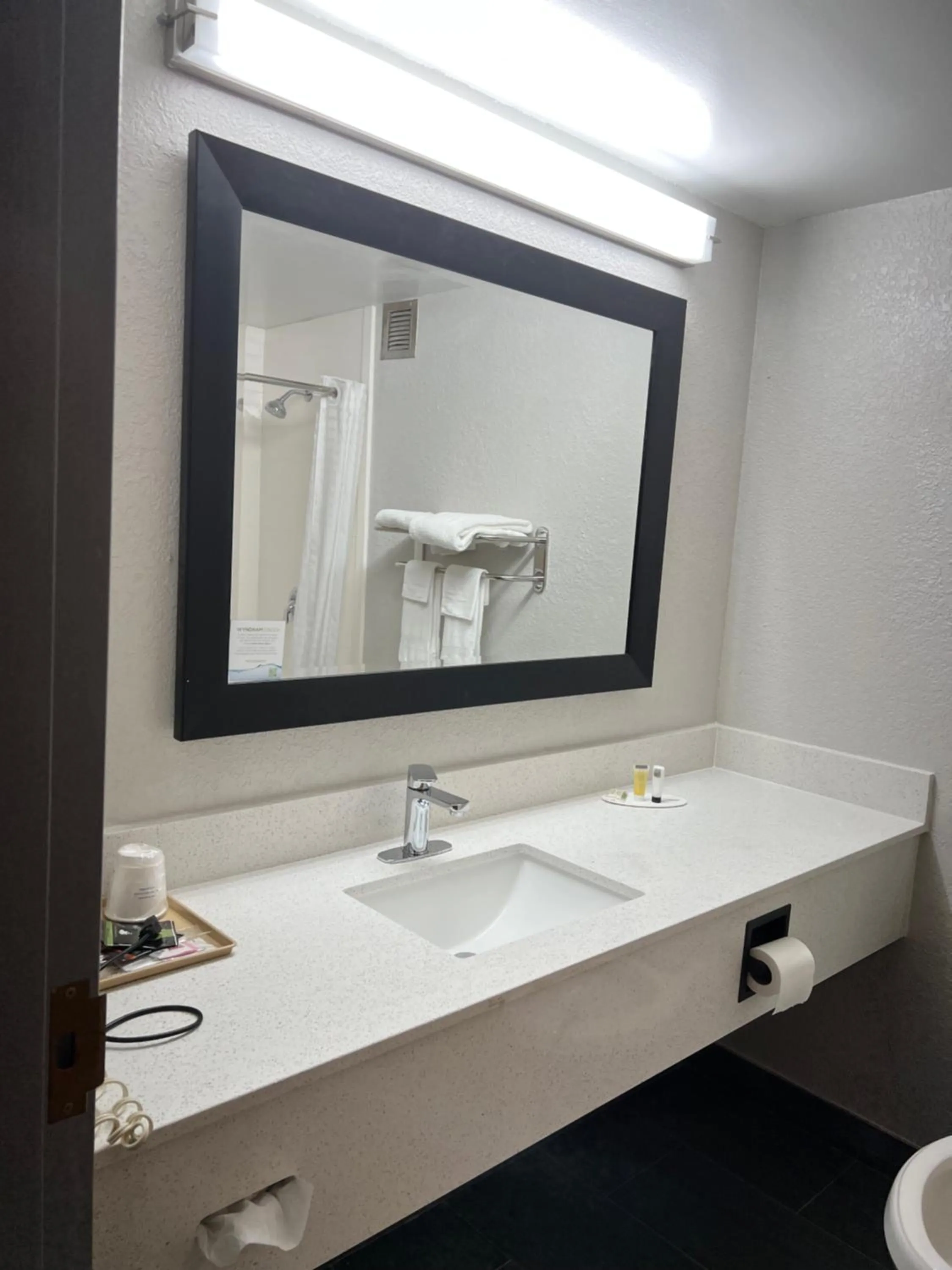 Business King Room - Non-Smoking in Super 8 by Wyndham Clemmons - Bermuda Run - Winston-Salem I-40