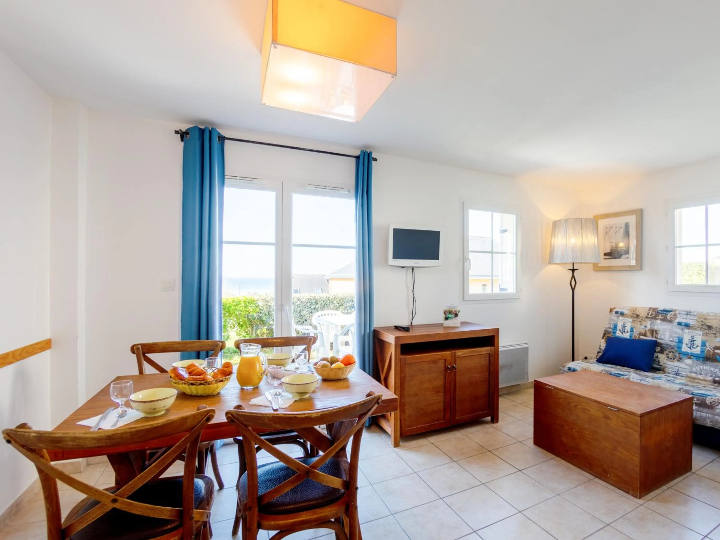 One-Bedroom Duplex House (4 Adults) in Vacancéole - Résidence Les Terrasses de Pentrez-Plage