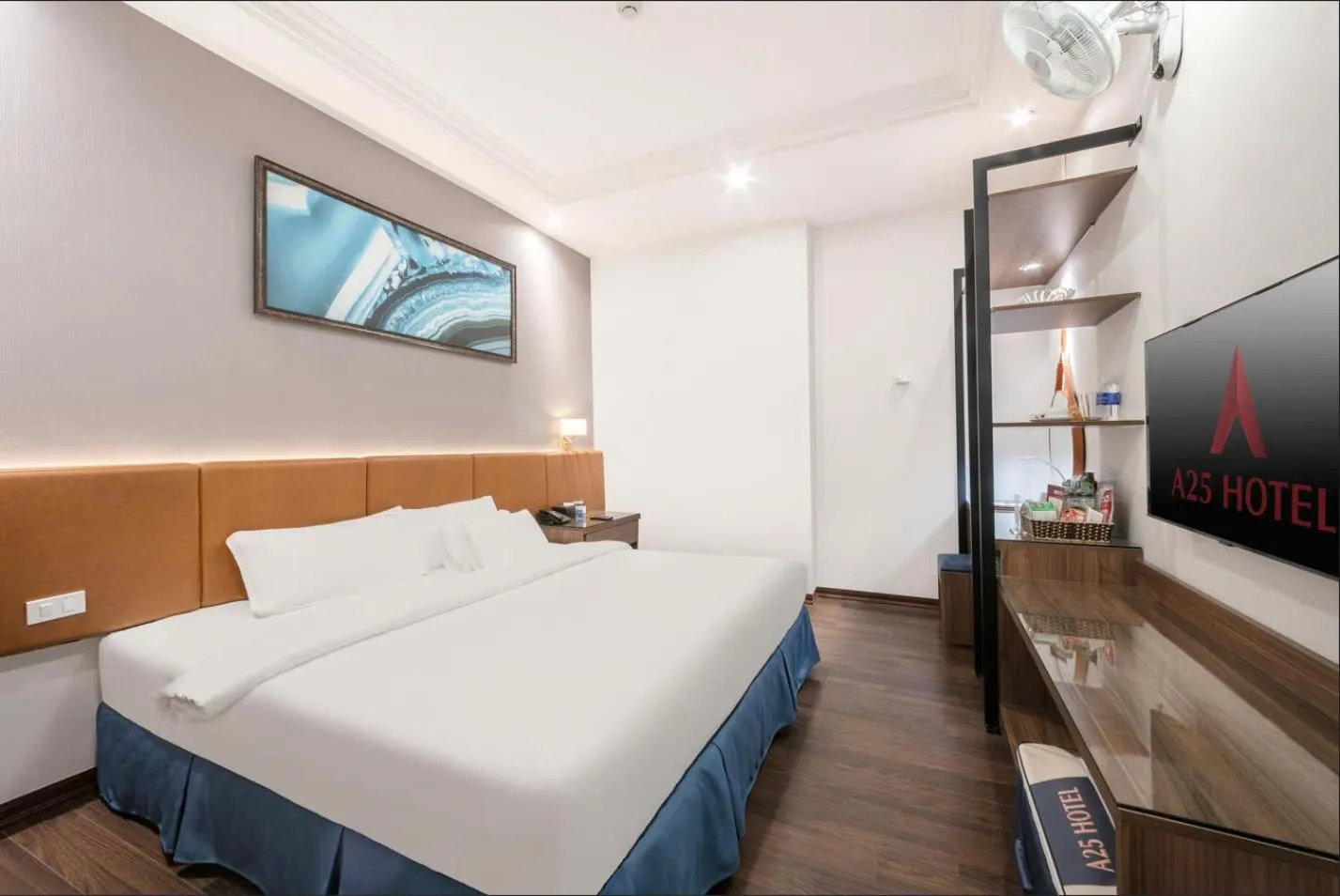 Standard Double Room in A25 Hotel - 193 Trung Kinh
