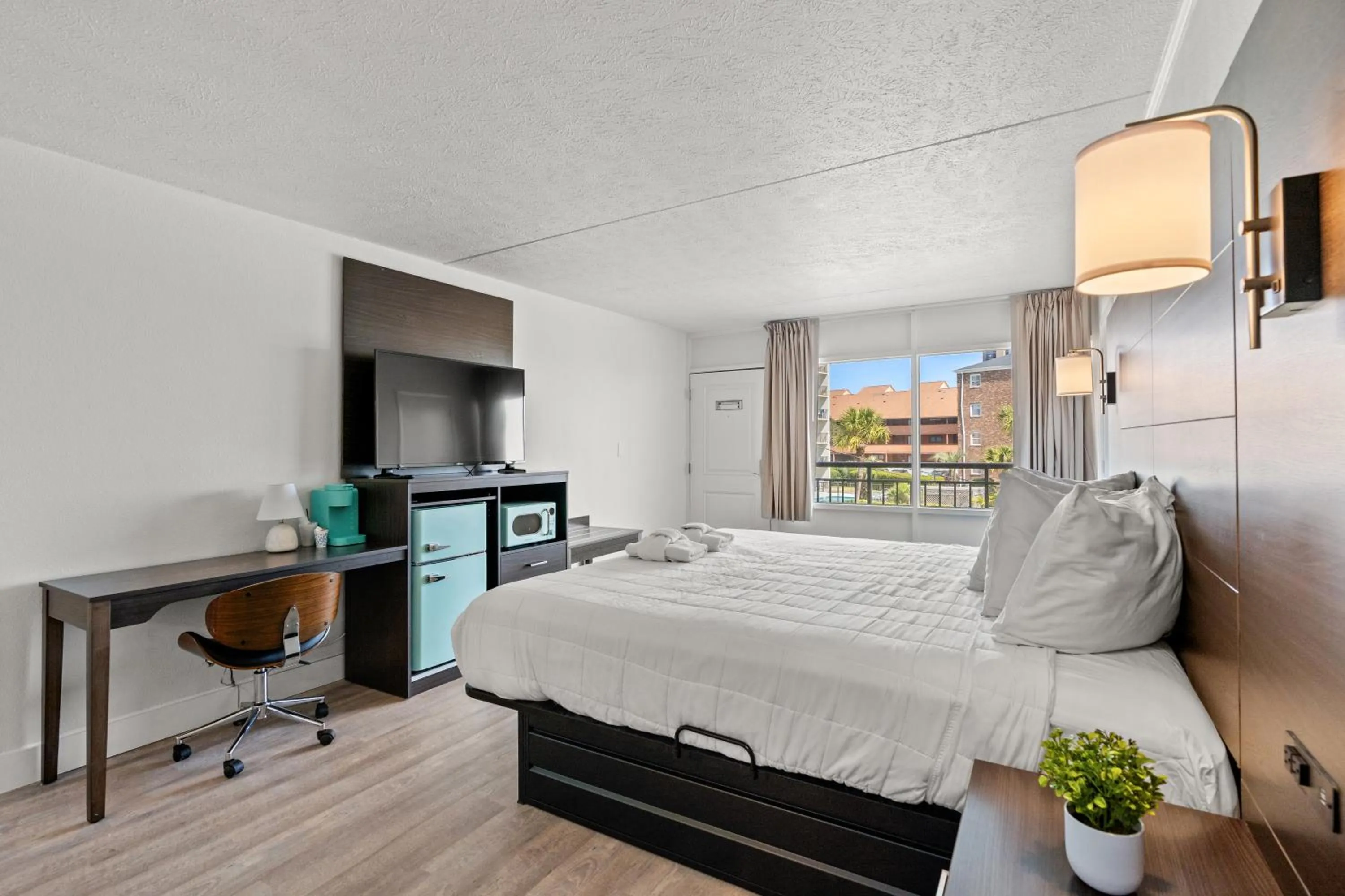 Deluxe Triple Room in The Mermaid Inn