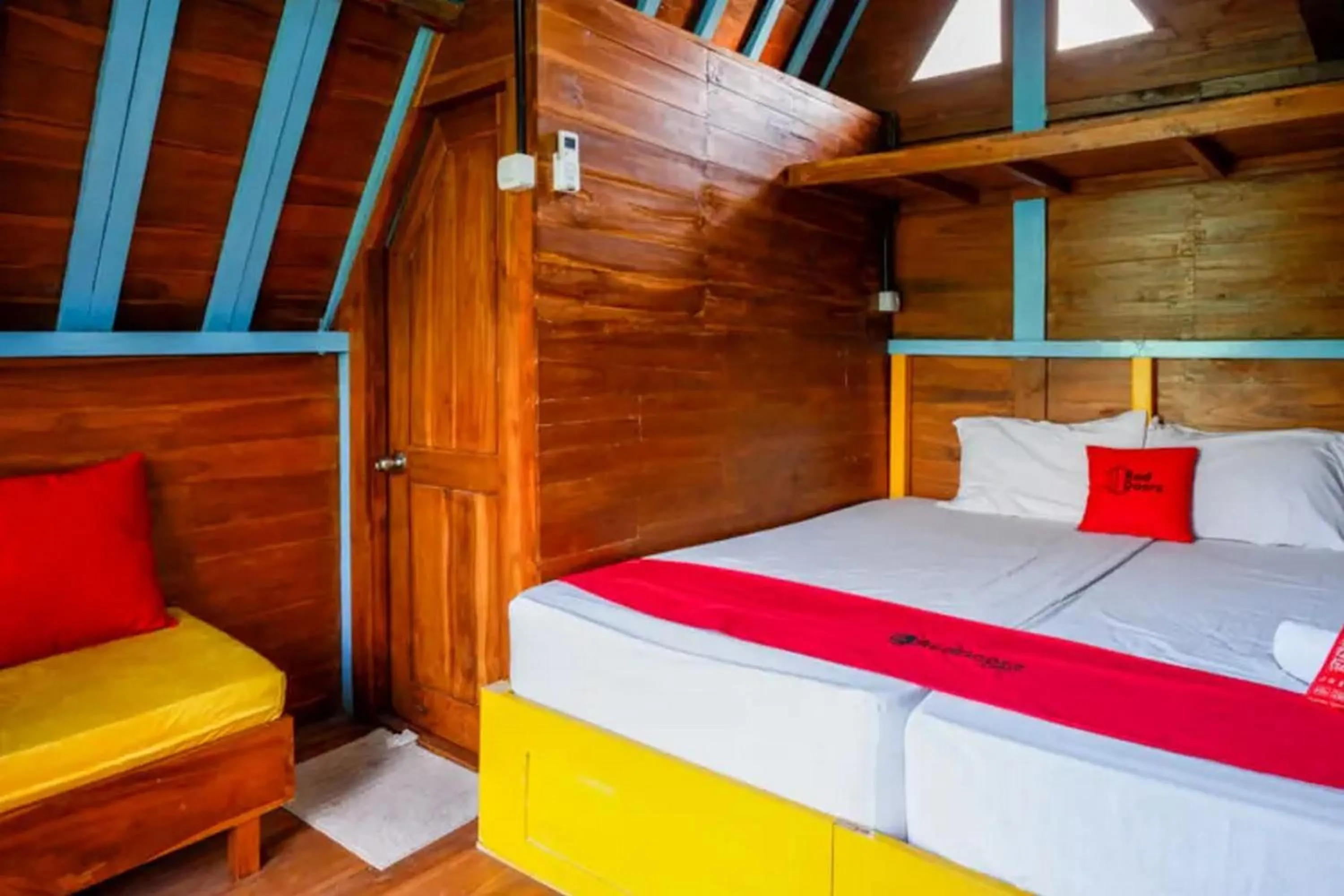 Suite in RedDoorz near UMY Yogyakarta 3