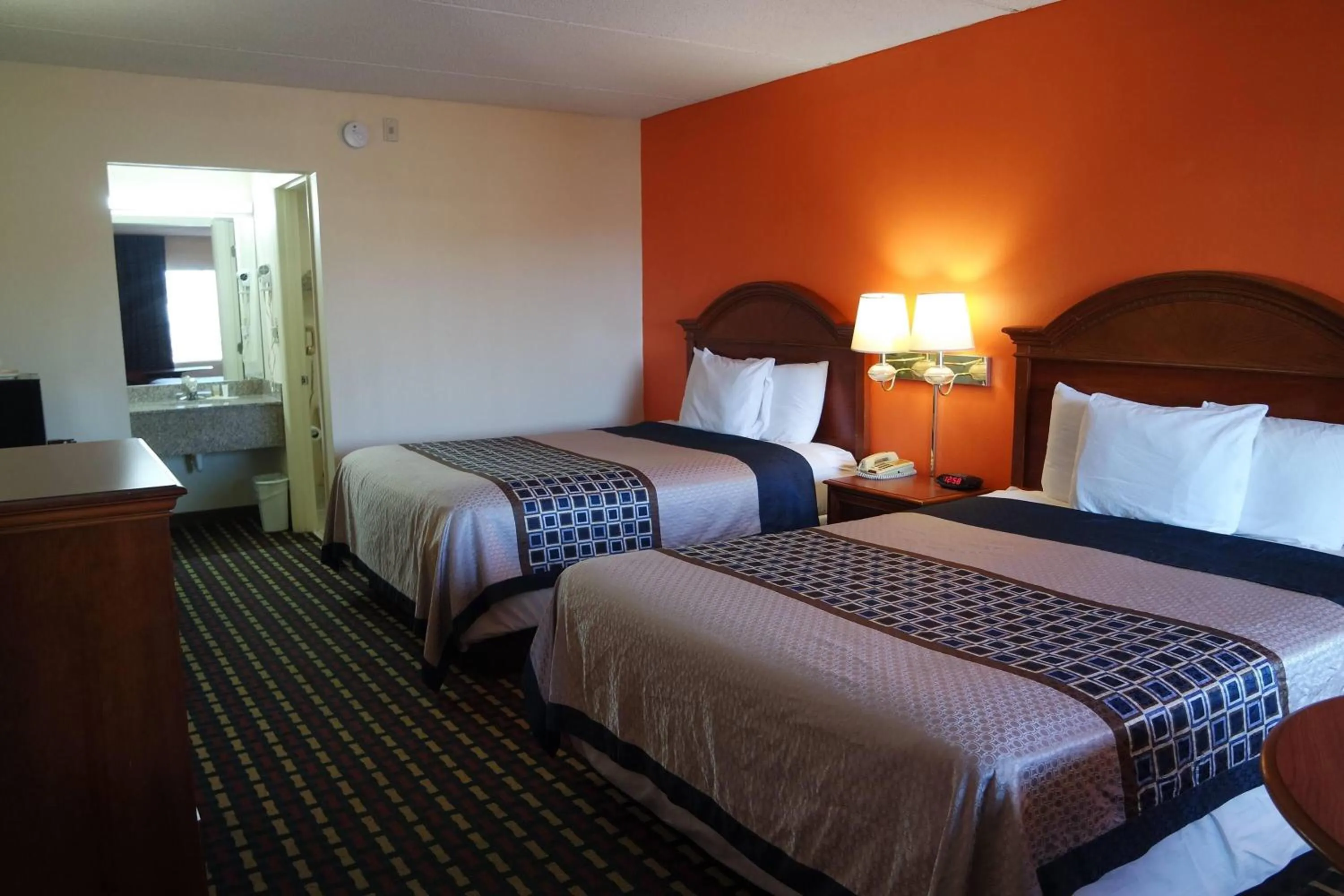 Double Room with Two Double Beds - Non-Smoking in Howard Johnson by Wyndham Perry GA