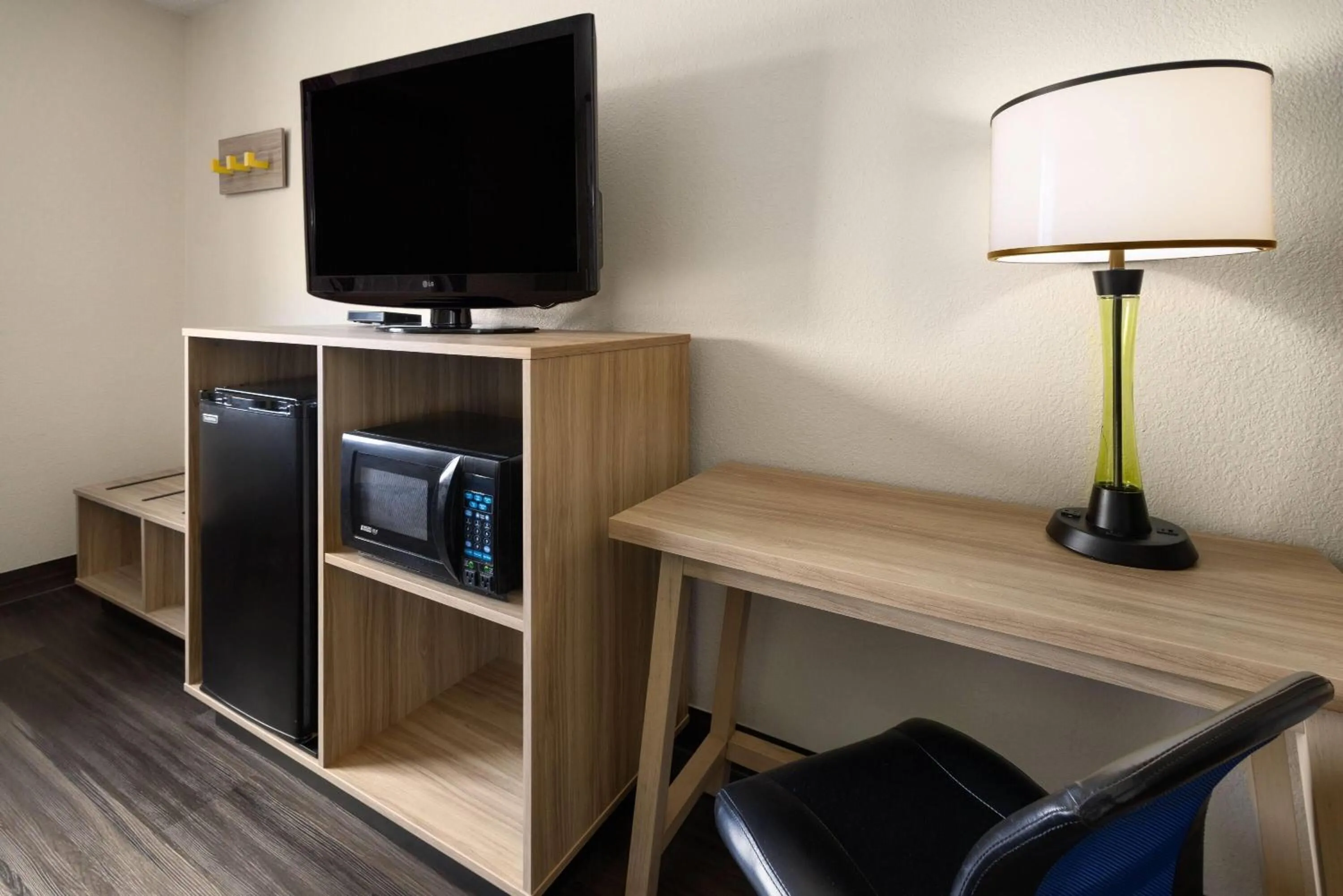 King Room - Non-Smoking in Super 8 by Wyndham South Boston VA