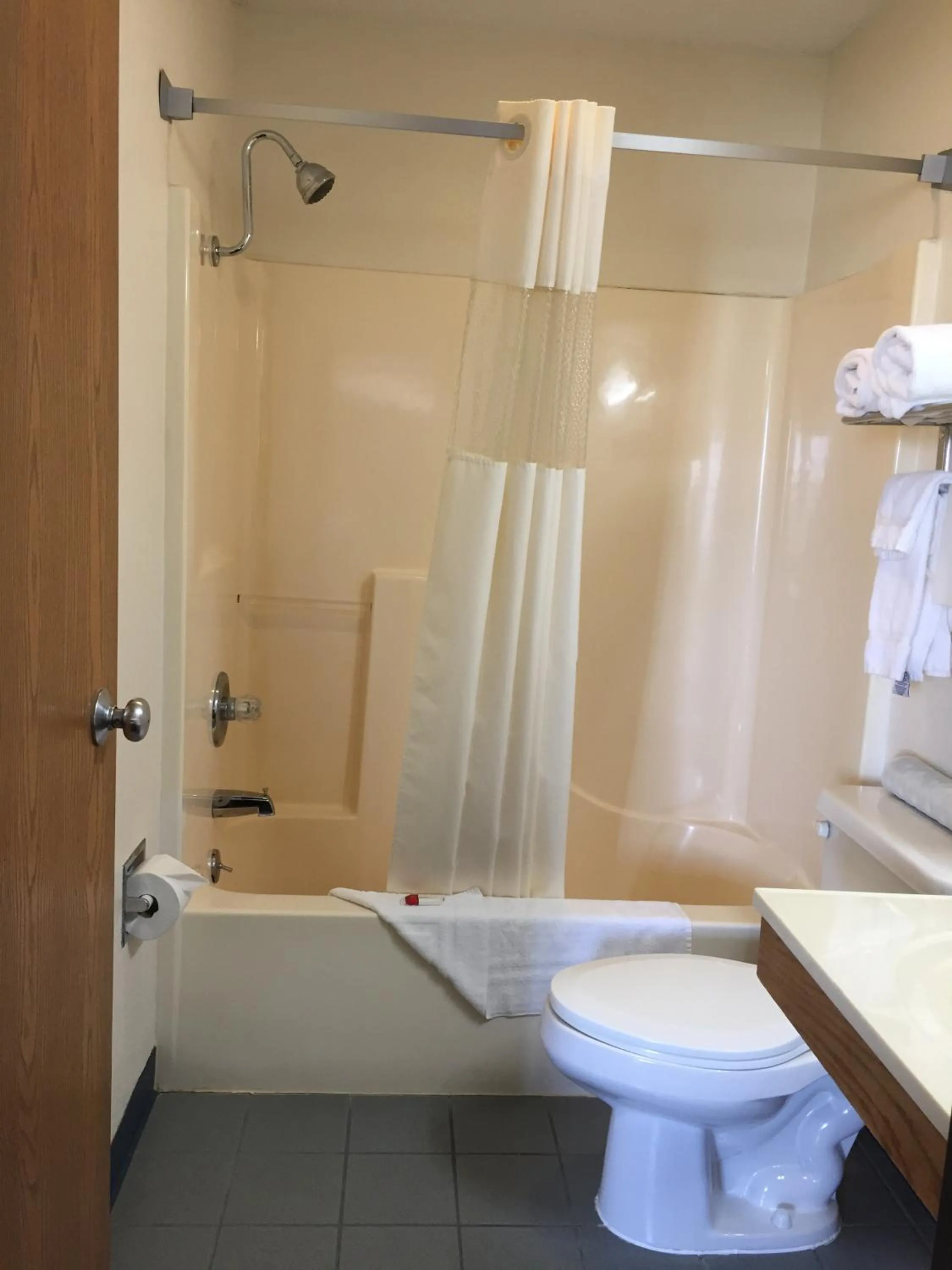 Double Room with Two Double Beds - Non-Smoking in Super 8 by Wyndham Cuba