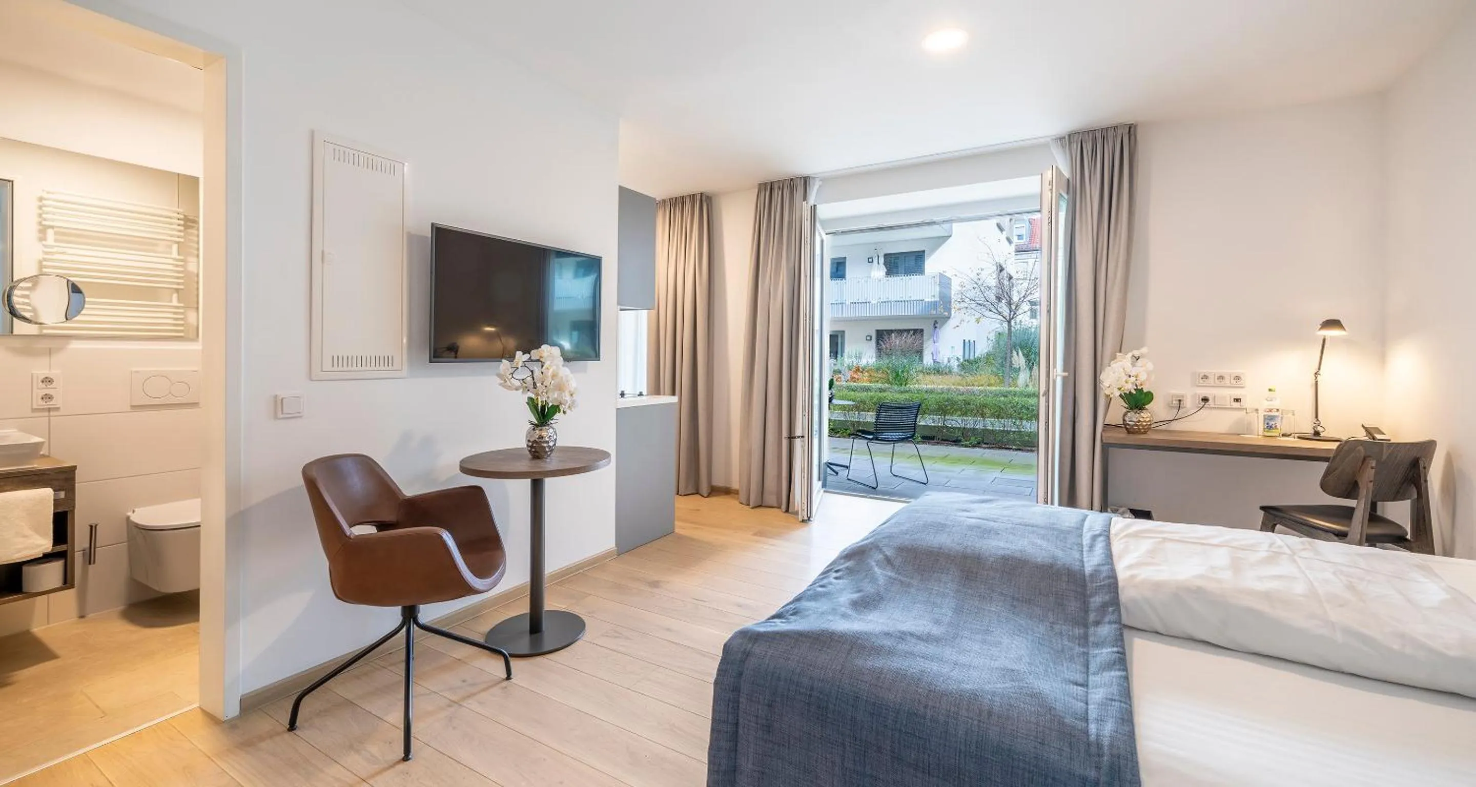 Double Studio Apartment with Terrace and Kitchenette in Aiden by Best Western Biberach