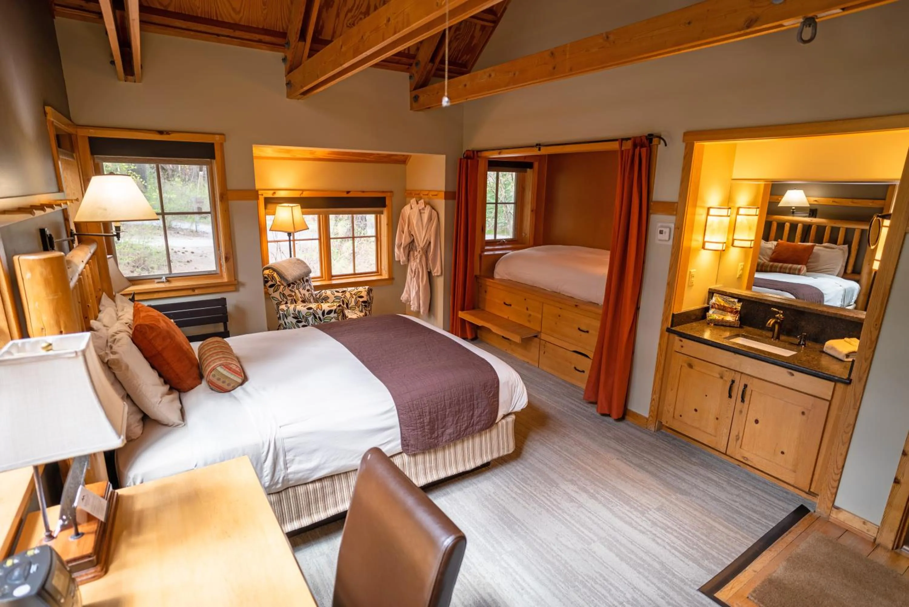 Budget Triple Room in Sleeping Lady Mountain Resort