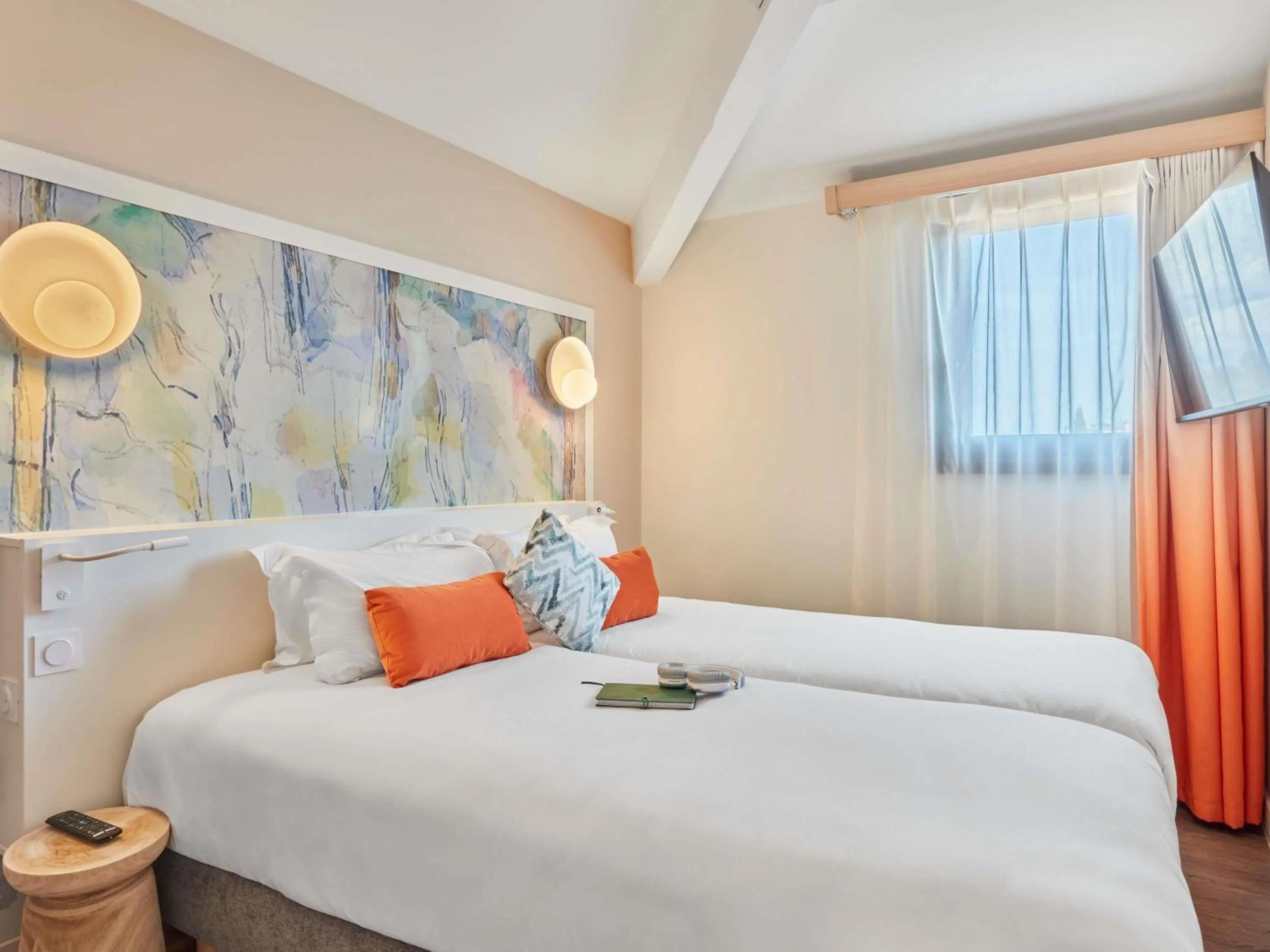 Two-Bedroom Apartment (6 Adults) in Aparthotel Adagio Aix-en-Provence Centre