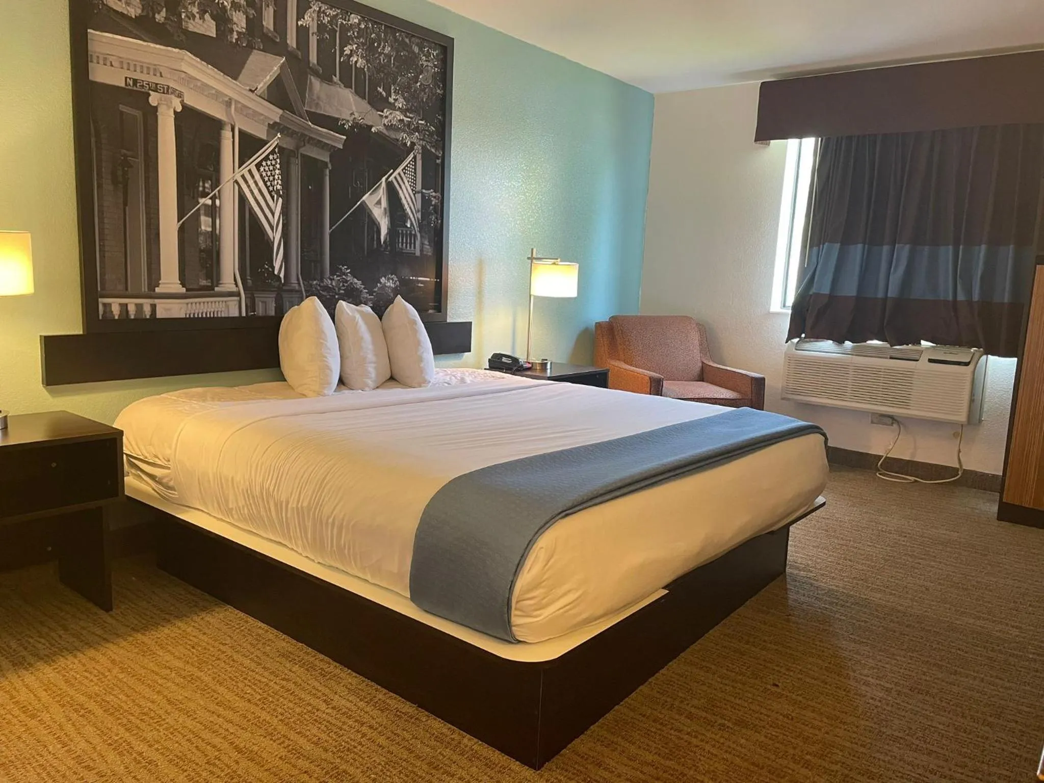 King Room - Non-Smoking in Super 8 by Wyndham Lynchburg VA