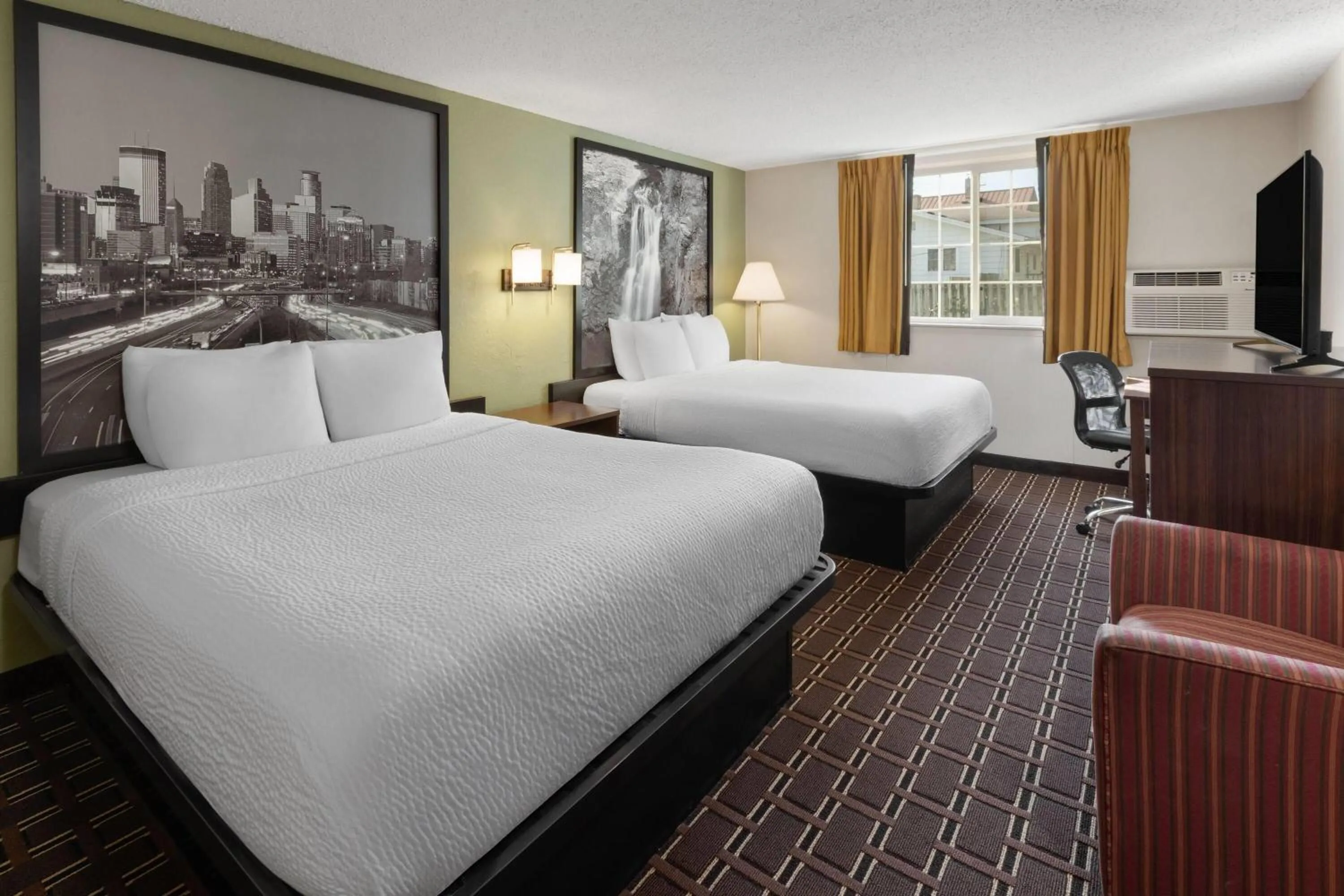 Queen Room with Two Queen Beds - Non-Smoking in Super 8 by Wyndham Winona MN