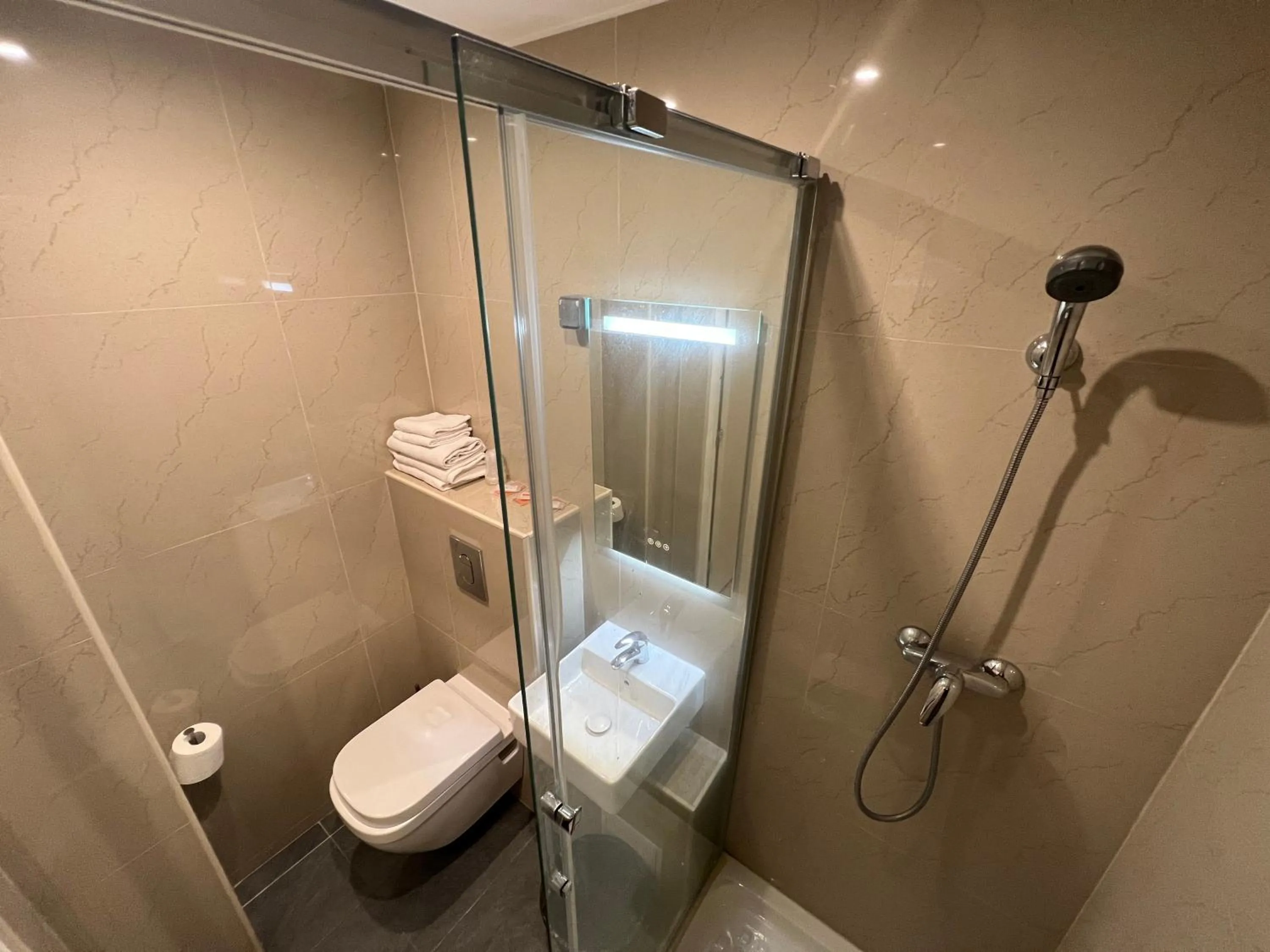 Single Room in Hipotel Paris Printania Maraichers