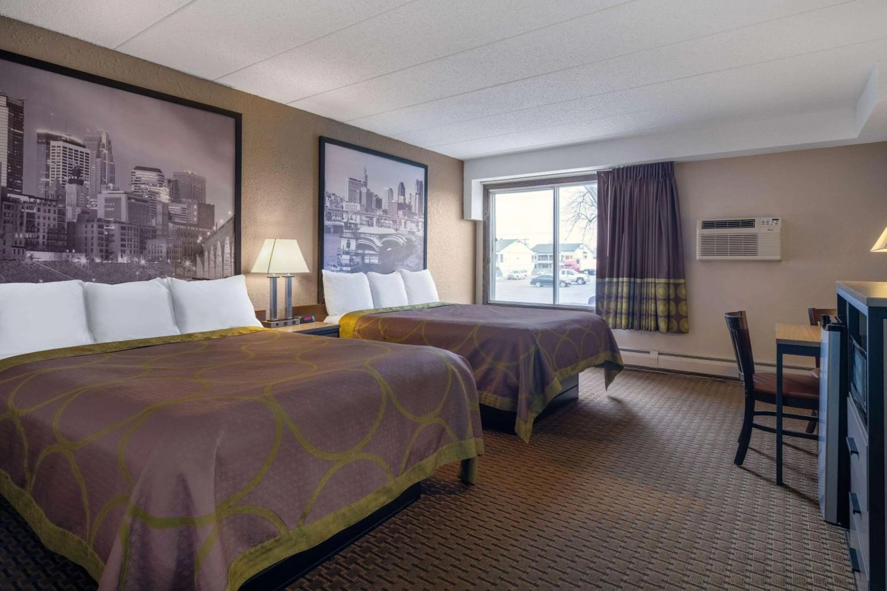 Queen Room with Two Queen Beds - Non-Smoking in Super 8 by Wyndham Owatonna