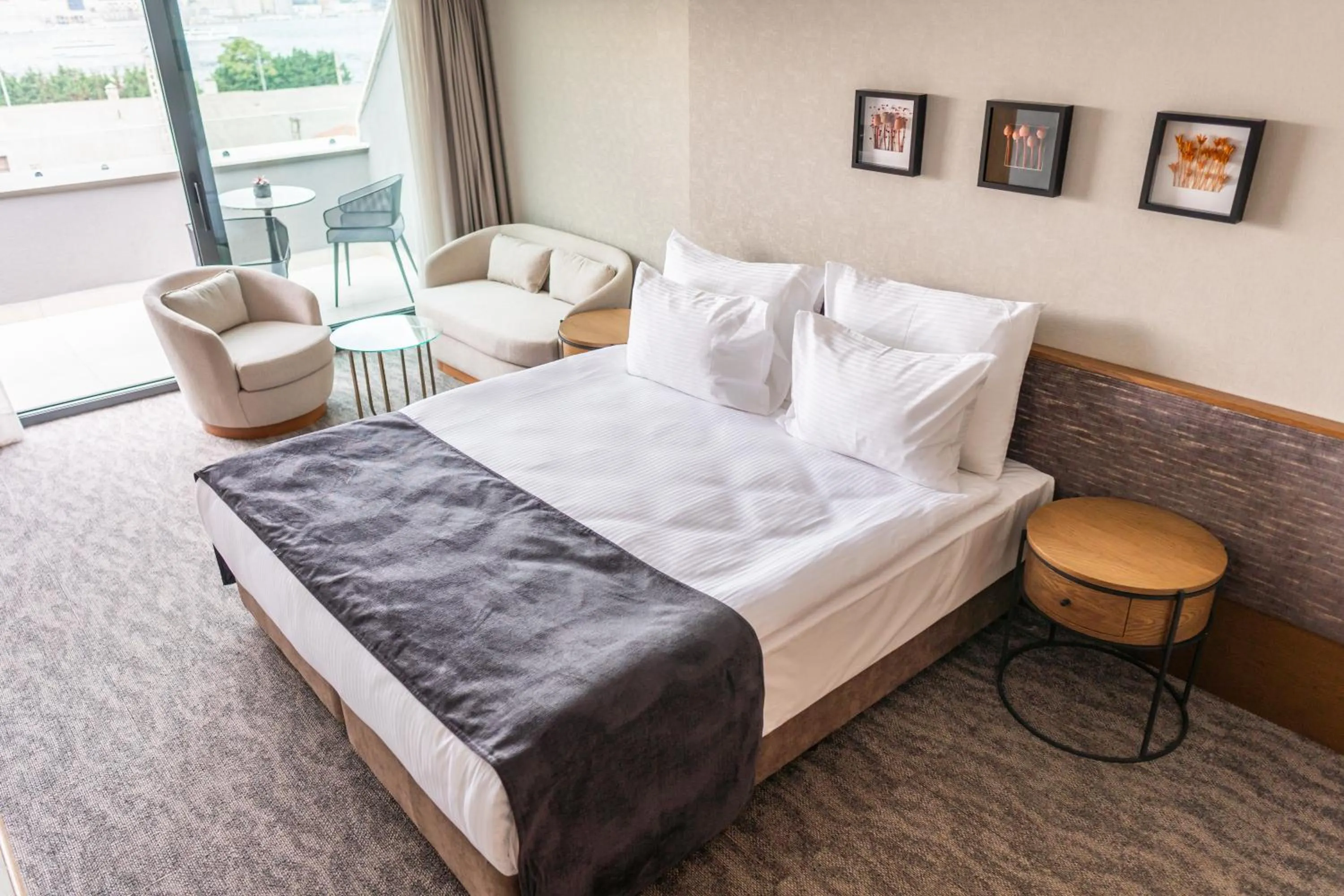 Deluxe Double or Twin Room with Sea View in MEG HOTEL