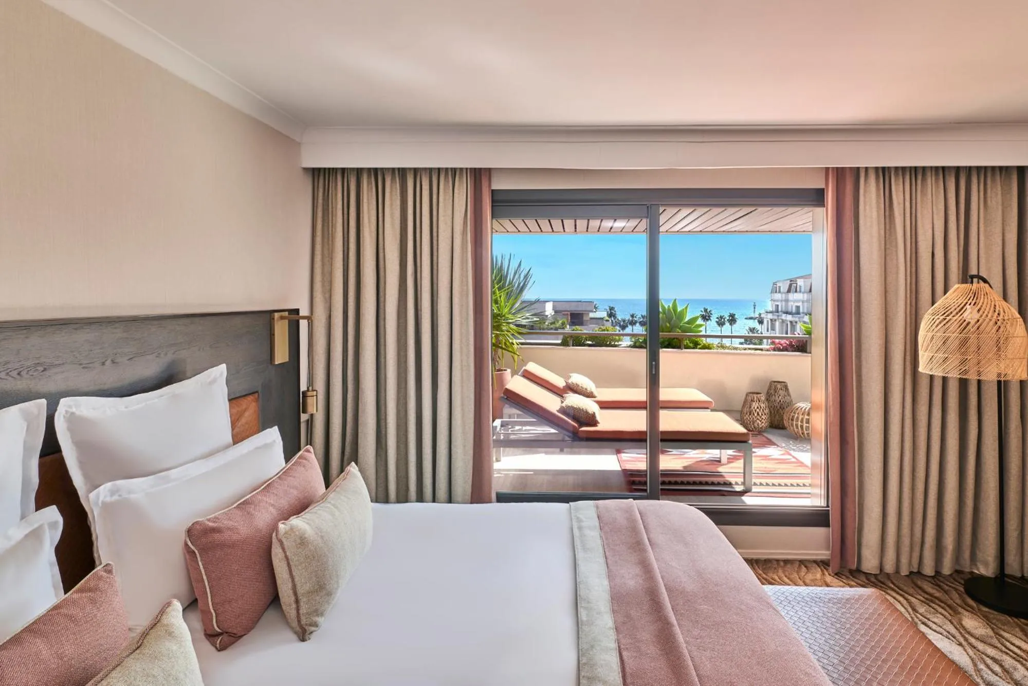 Gray d’Albion Suite Sea View With Terrace in Hôtel Barrière Le Gray d'Albion