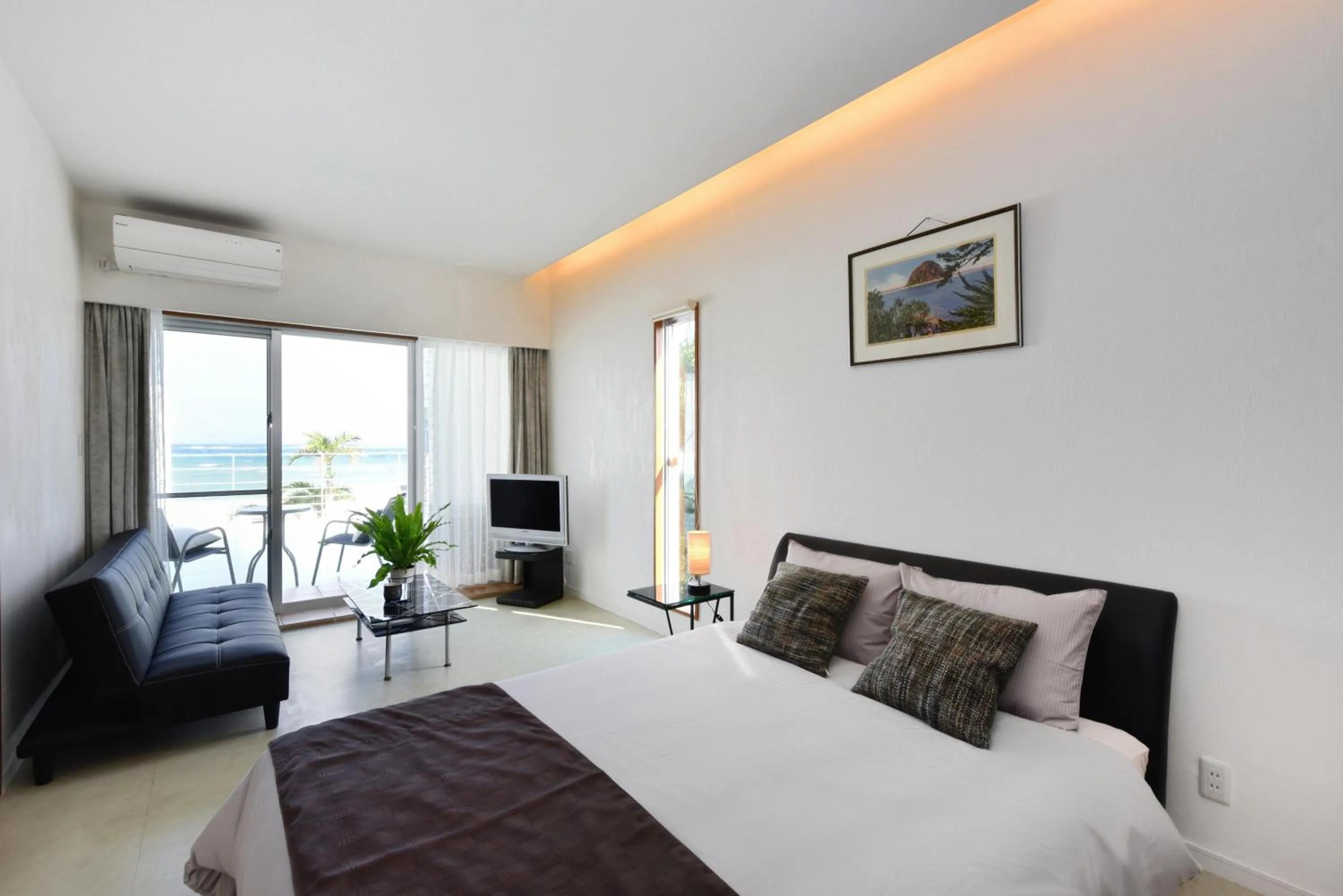 Double Room with Balcony and Sea View in Route 6 Inn