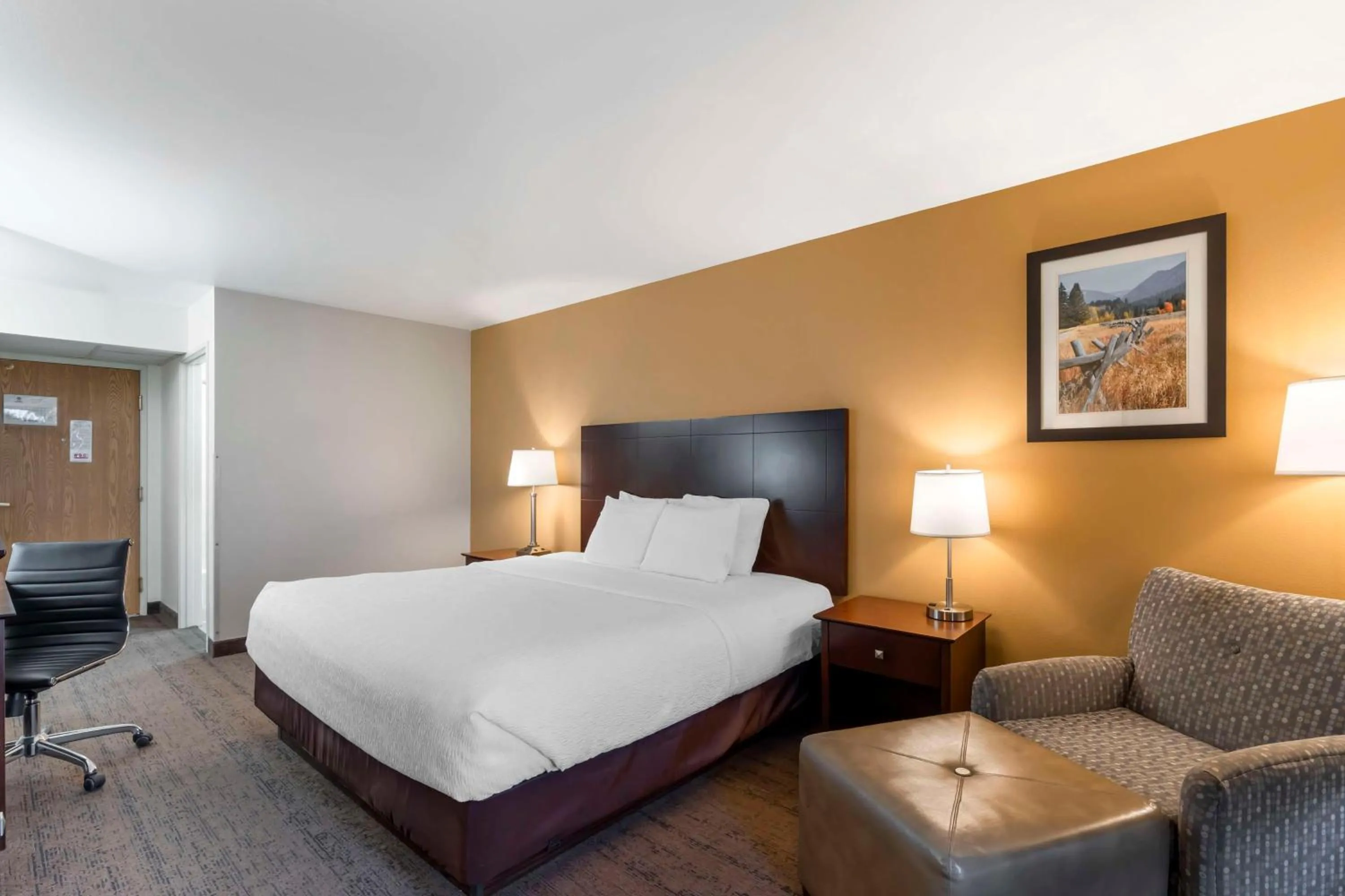King Suite - Non-Smoking in Best Western Yellowstone Crossing