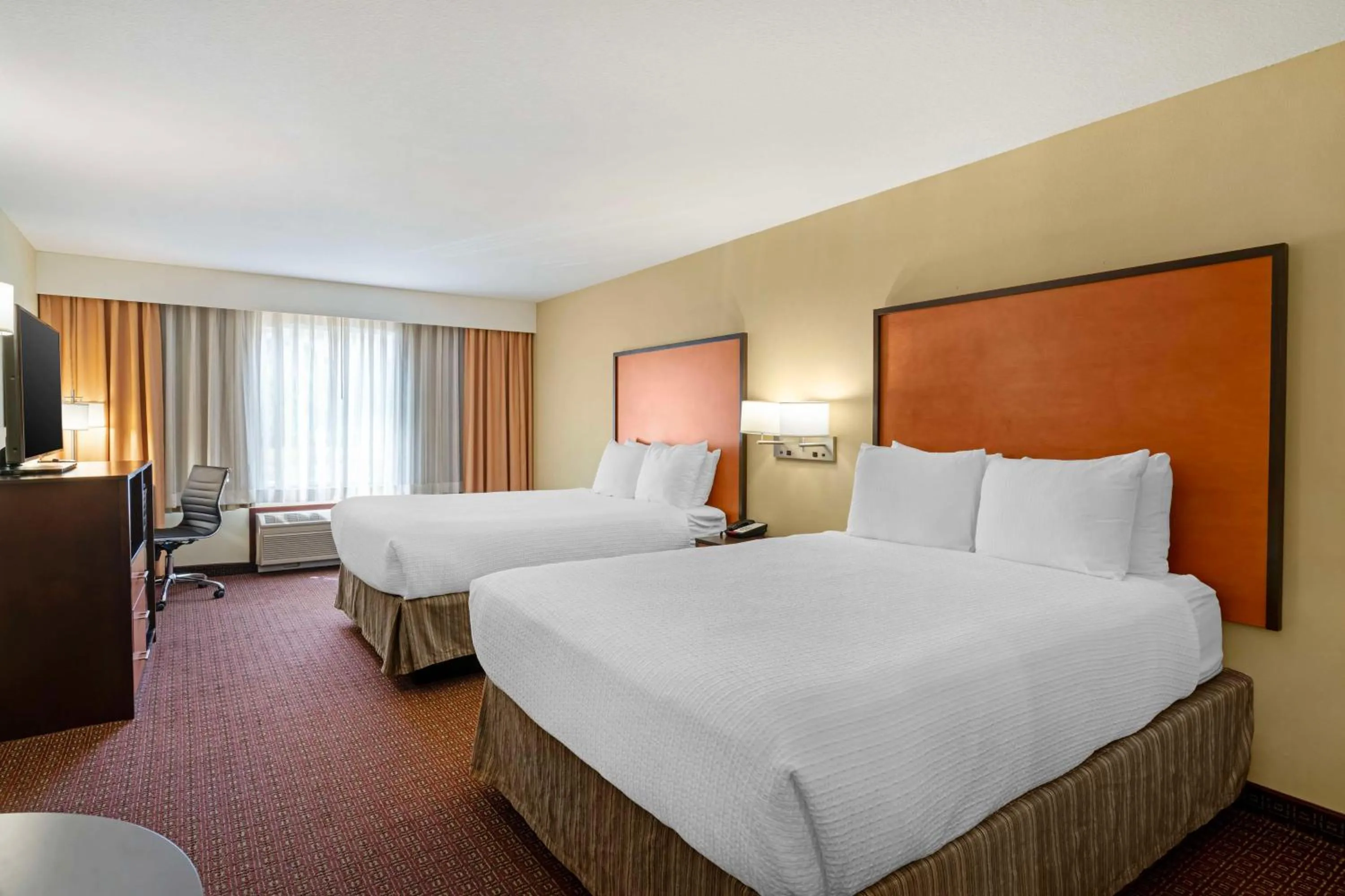 Suite with Two Queen Beds and Sofa Bed - Non-Smoking in Best Western Cascade Inn & Suites
