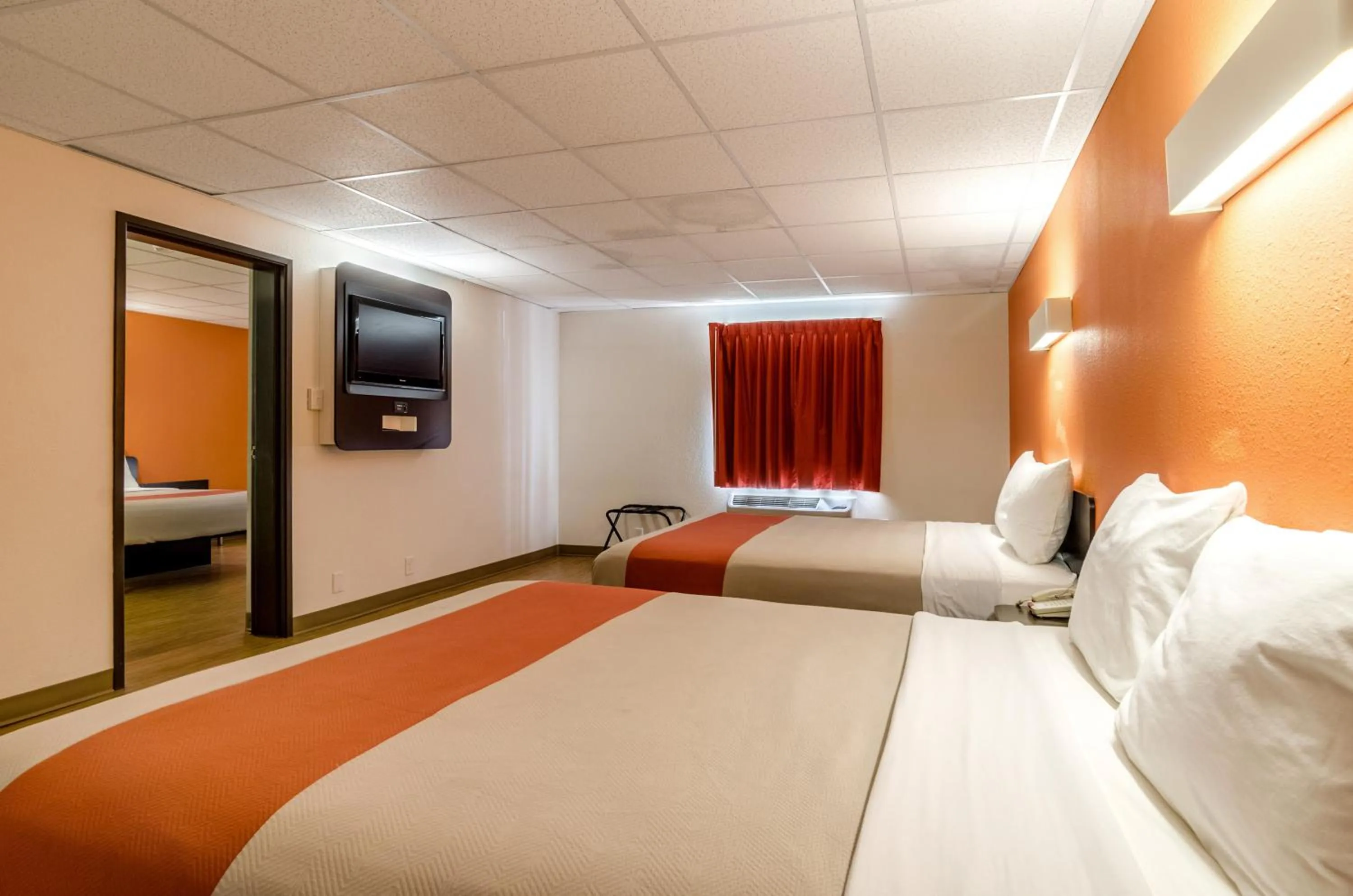 Queen Room with Two Queen Beds - Disability Access - Non-Smoking in Motel 6-York, NE