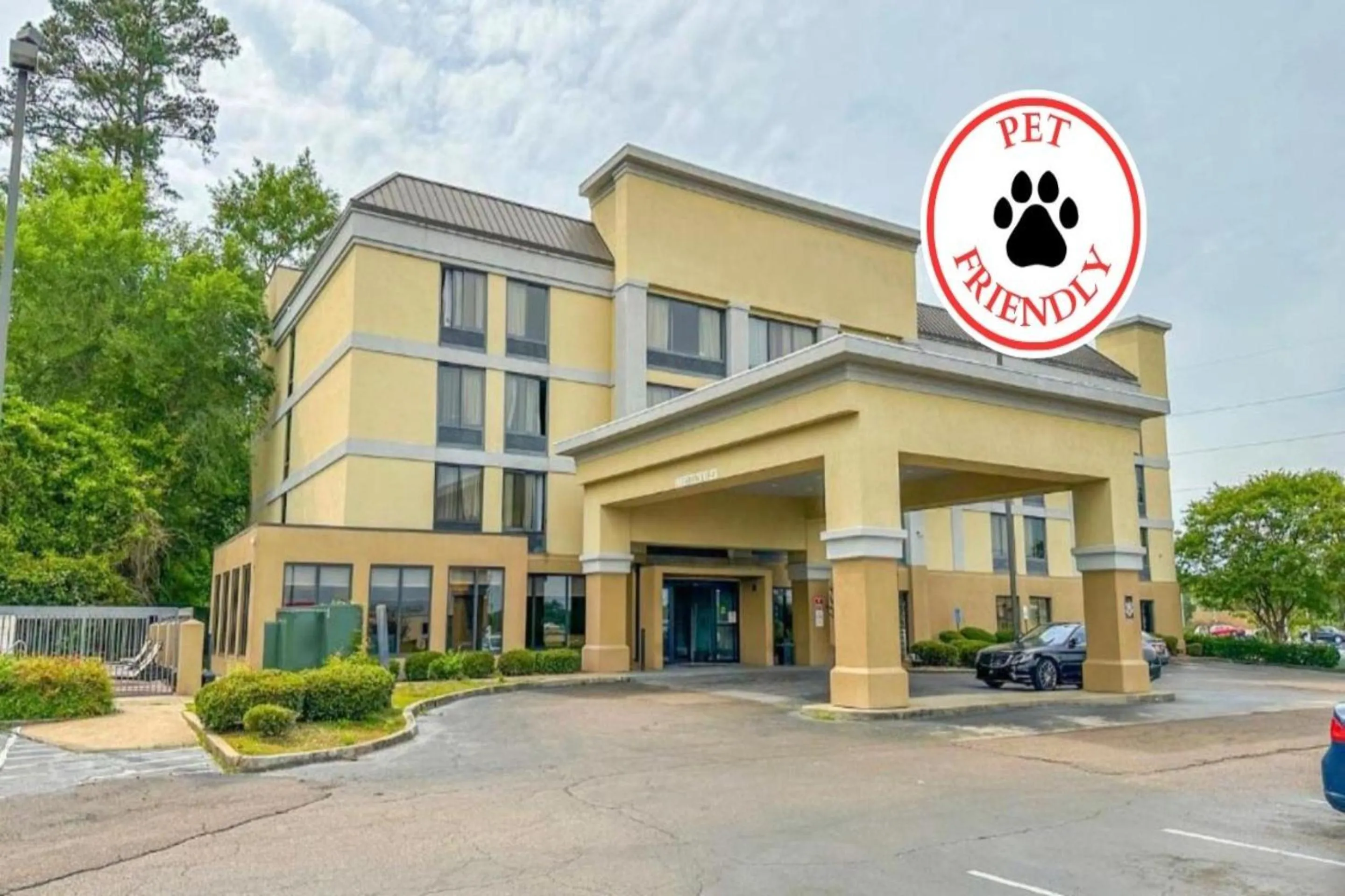 OYO Townhouse Jackson - Ridgeland