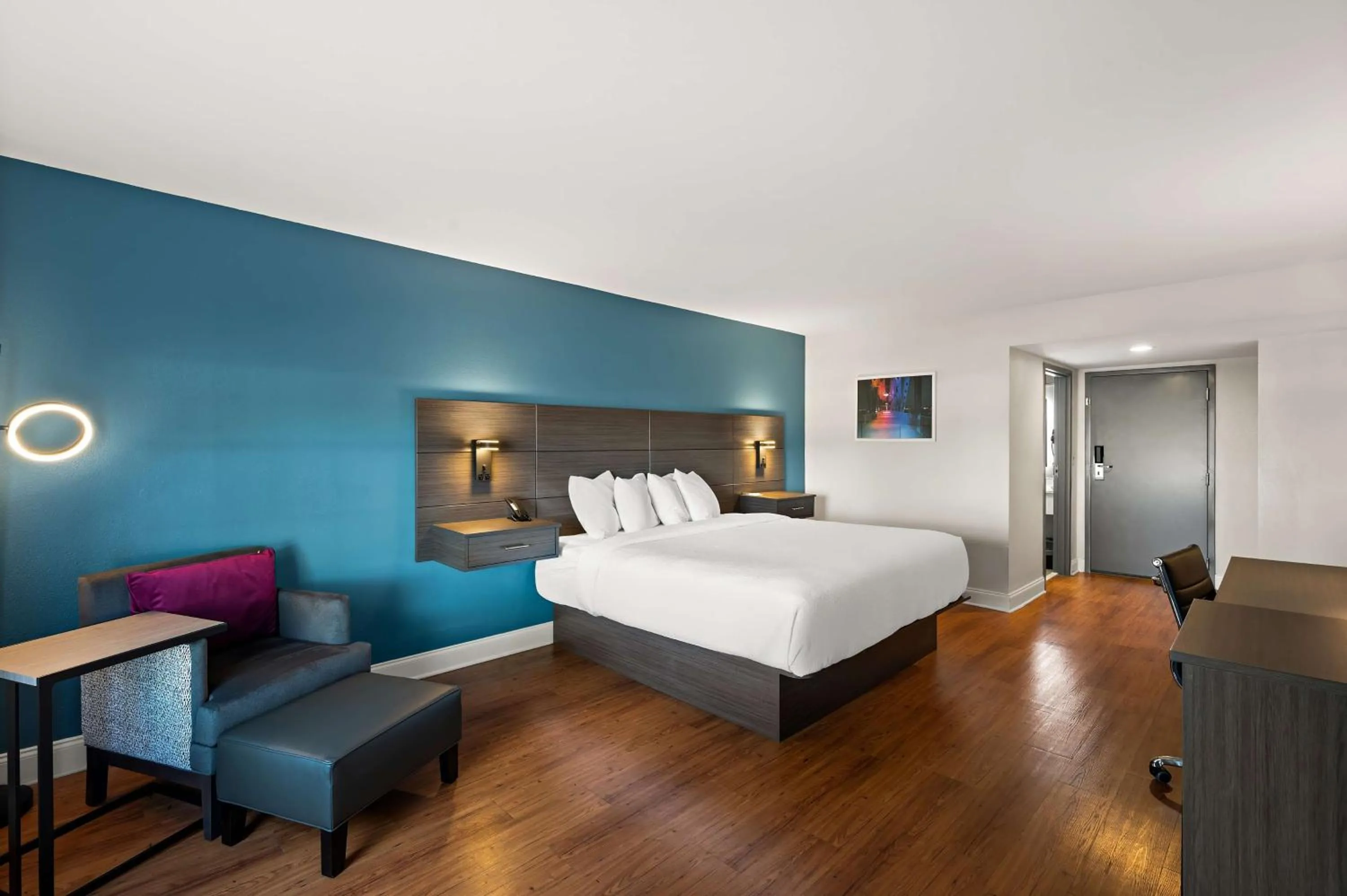 King Room - Non-Smoking in Best Western Shackleford