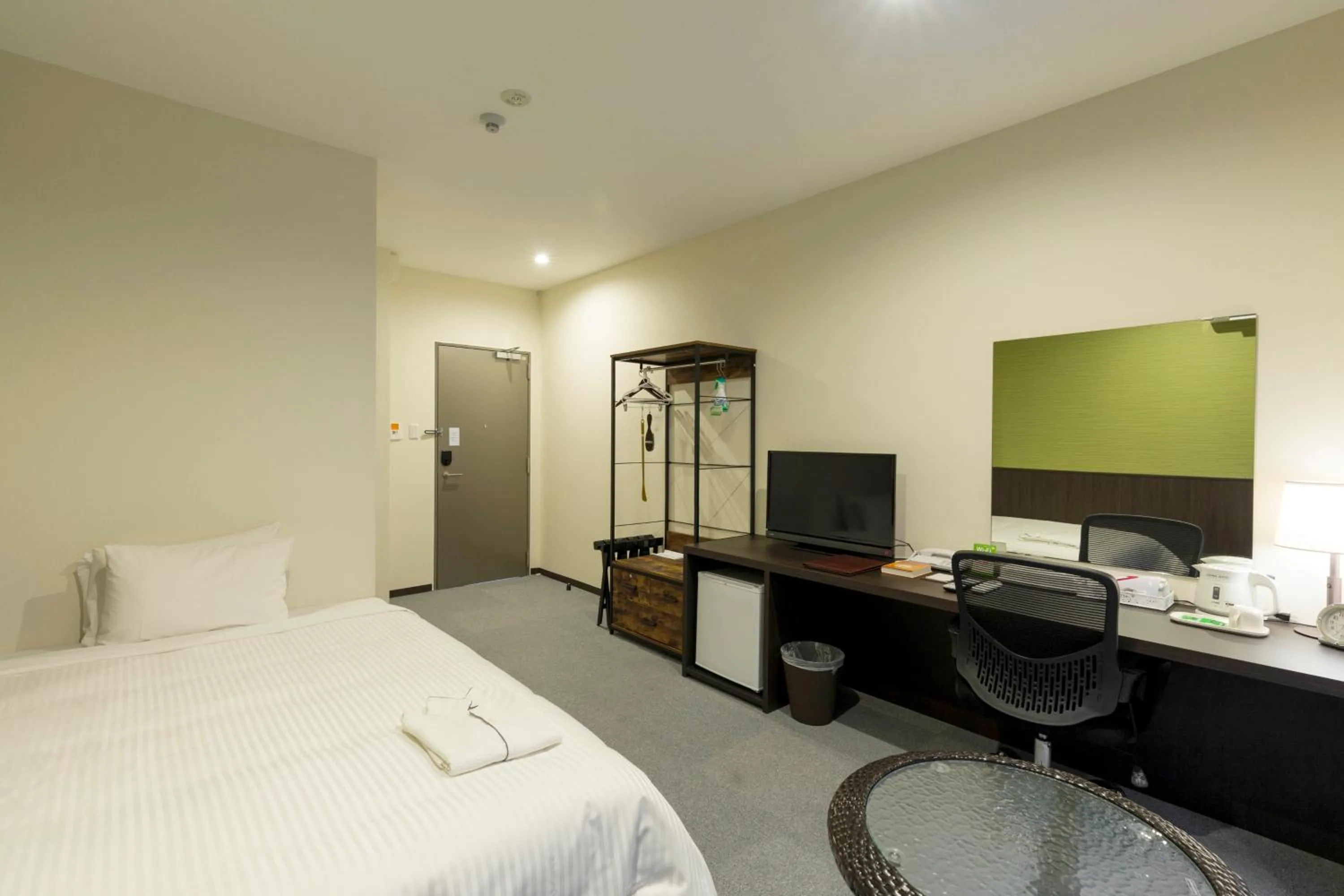 Superior Double Room - single occupancy in Crown Hotel Okinawa Annex