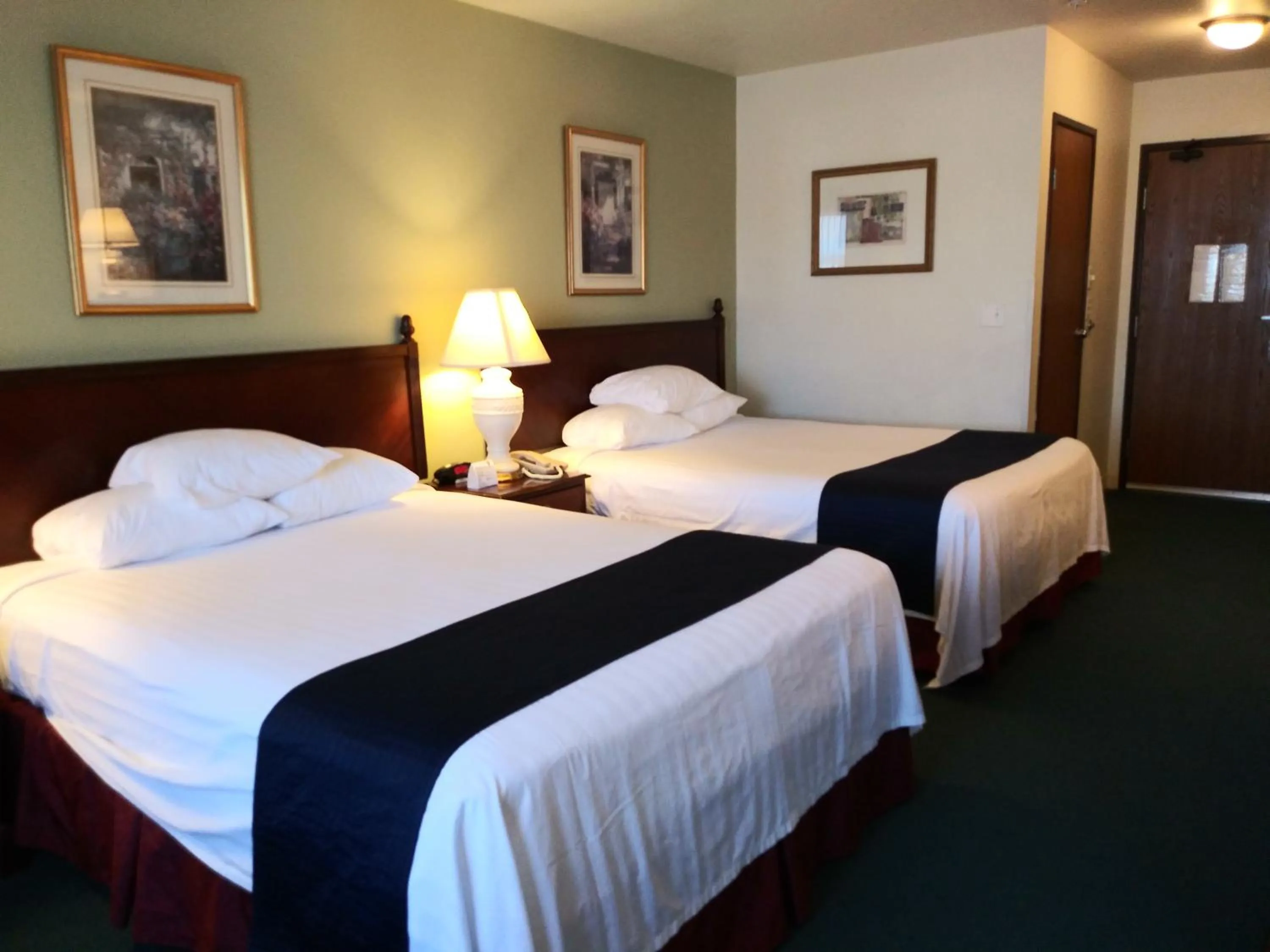 Deluxe Queen Room with Two Queen Beds - Non-Smoking in Super 8 by Wyndham Montpelier