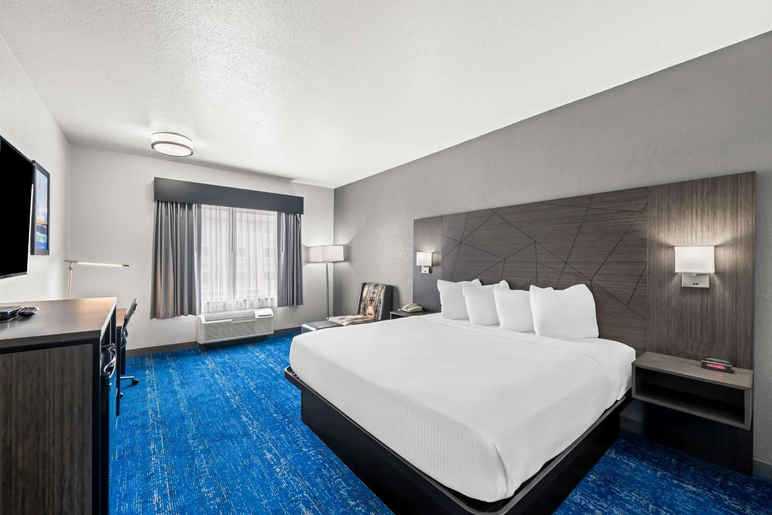 King Room - Non-Smoking in Best Western Palace Inn & Suites