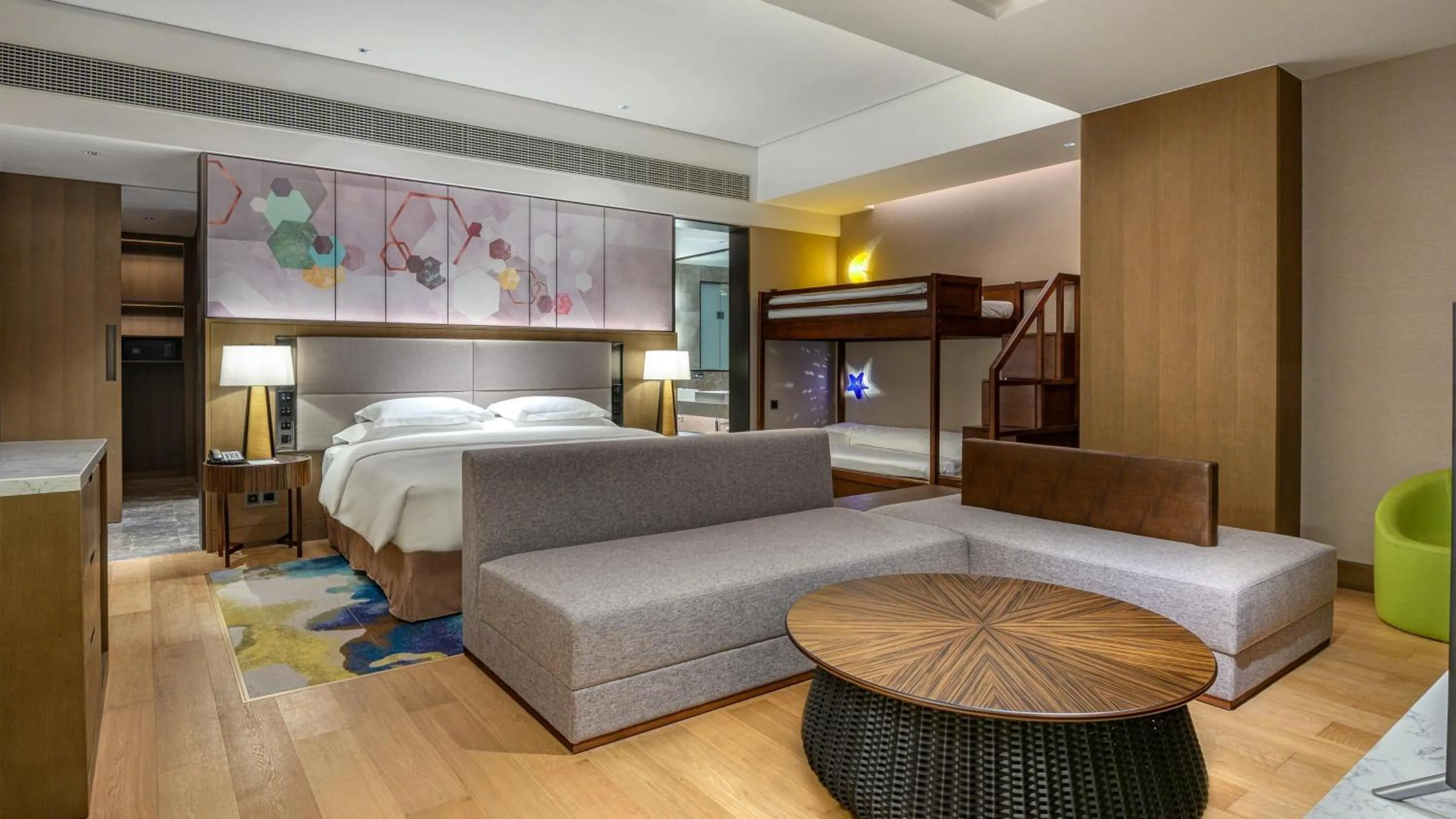 Premium Room with One King and One Bunk Bed in Crowne Plaza Beihai Silver Beach by IHG