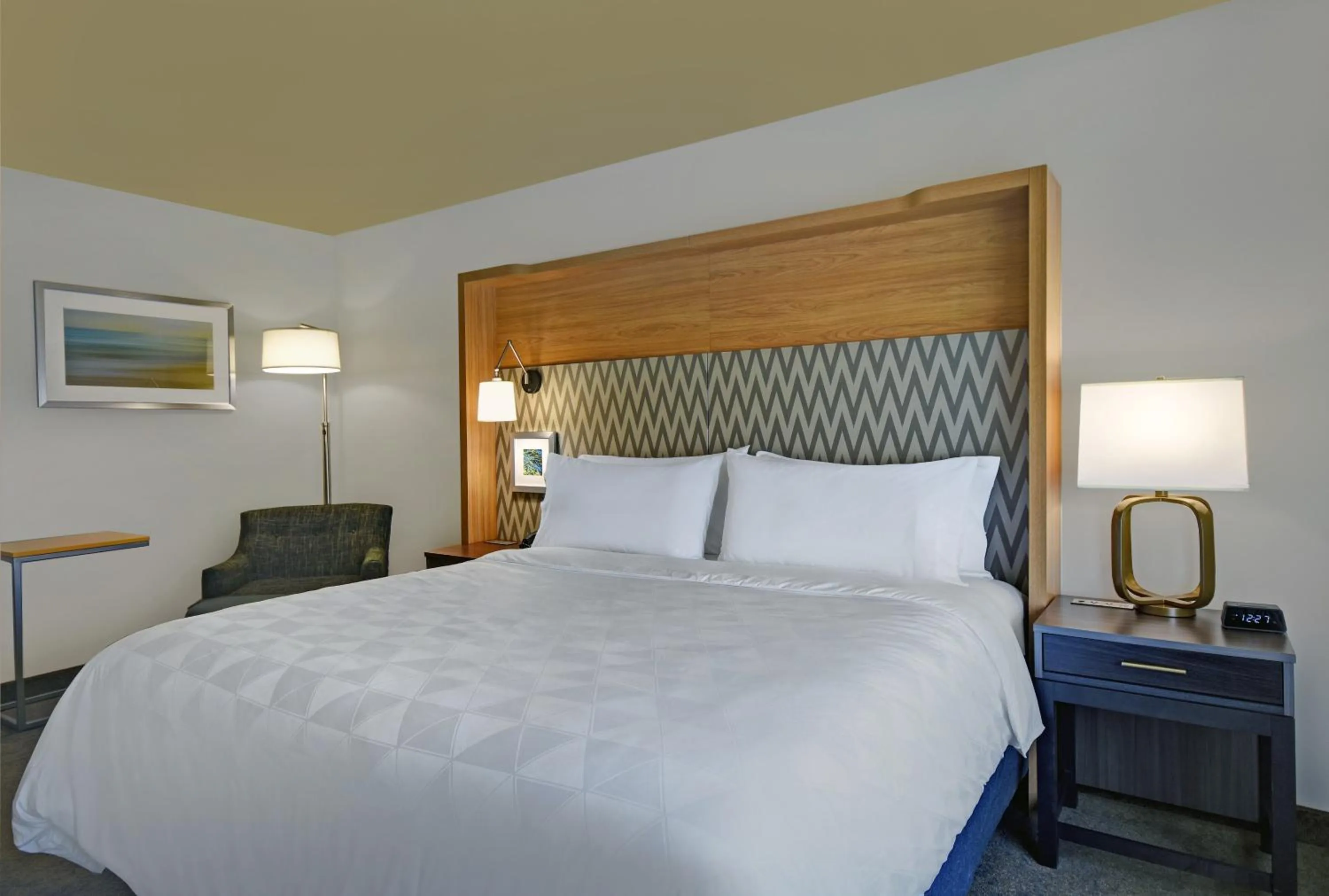 Standard King Room in Holiday Inn Grand Rapids North - Walker by IHG