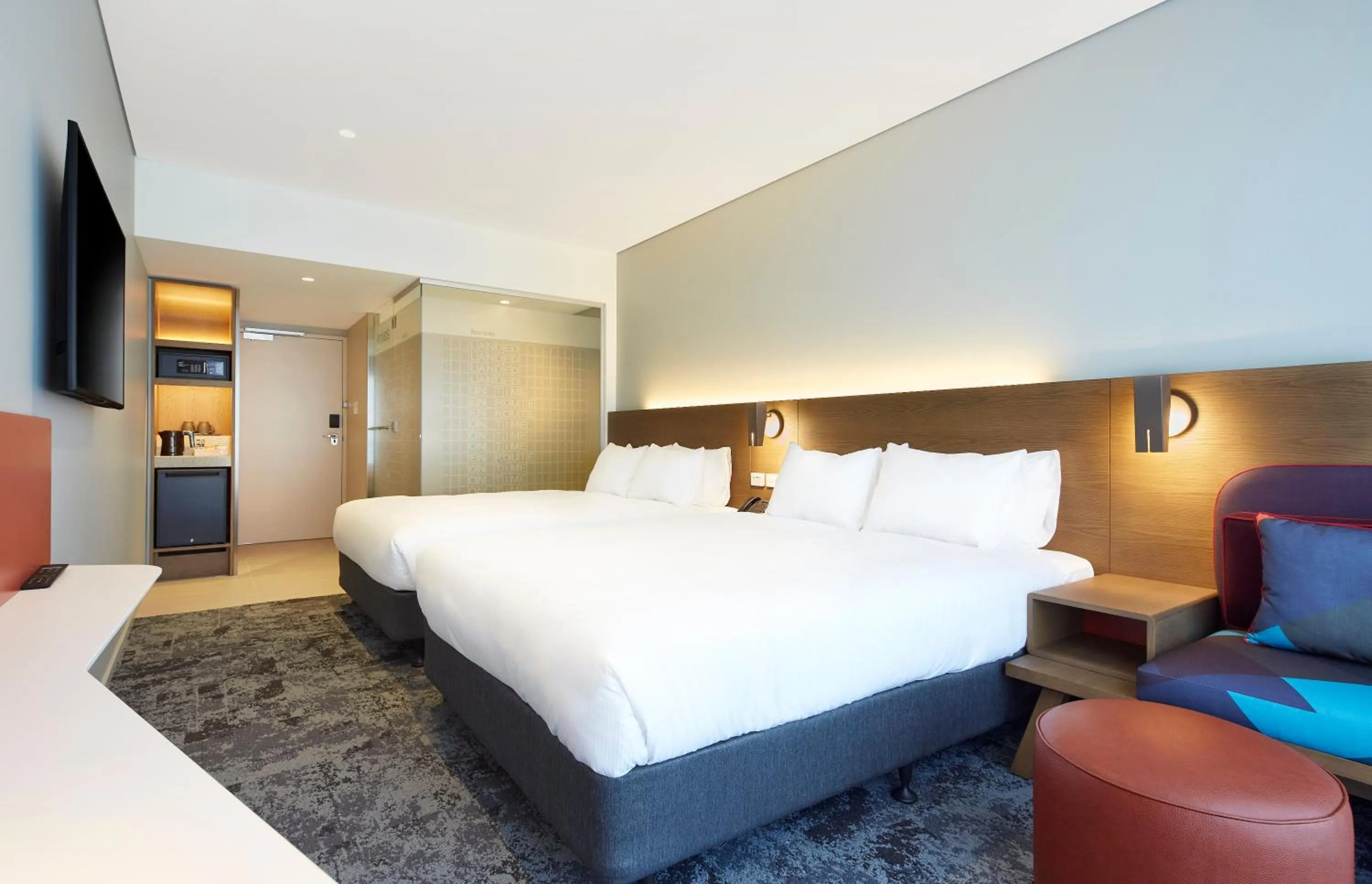 Standard Queen Room with Two Queen Beds - Free Breakfast in Holiday Inn Express Sydney Airport by IHG