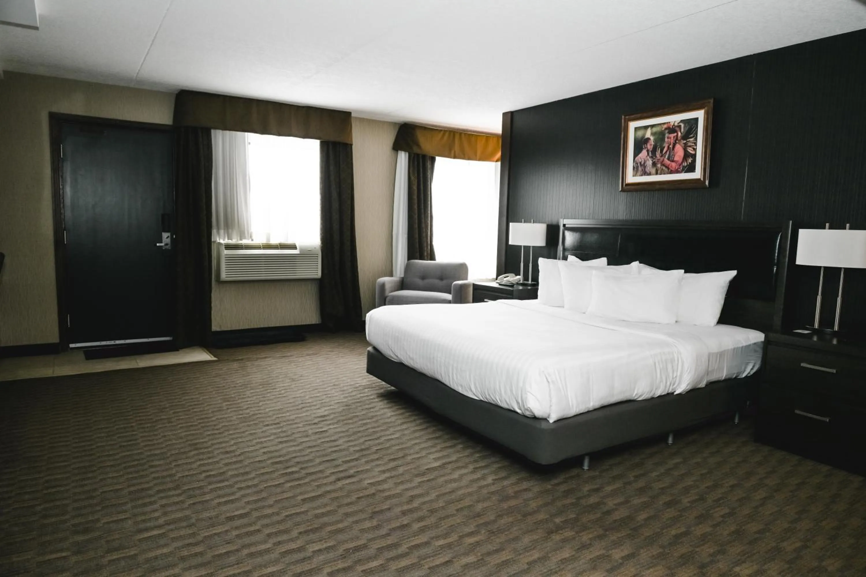 King Suite with Jacuzzi in Quality Hotel & Conference Centre