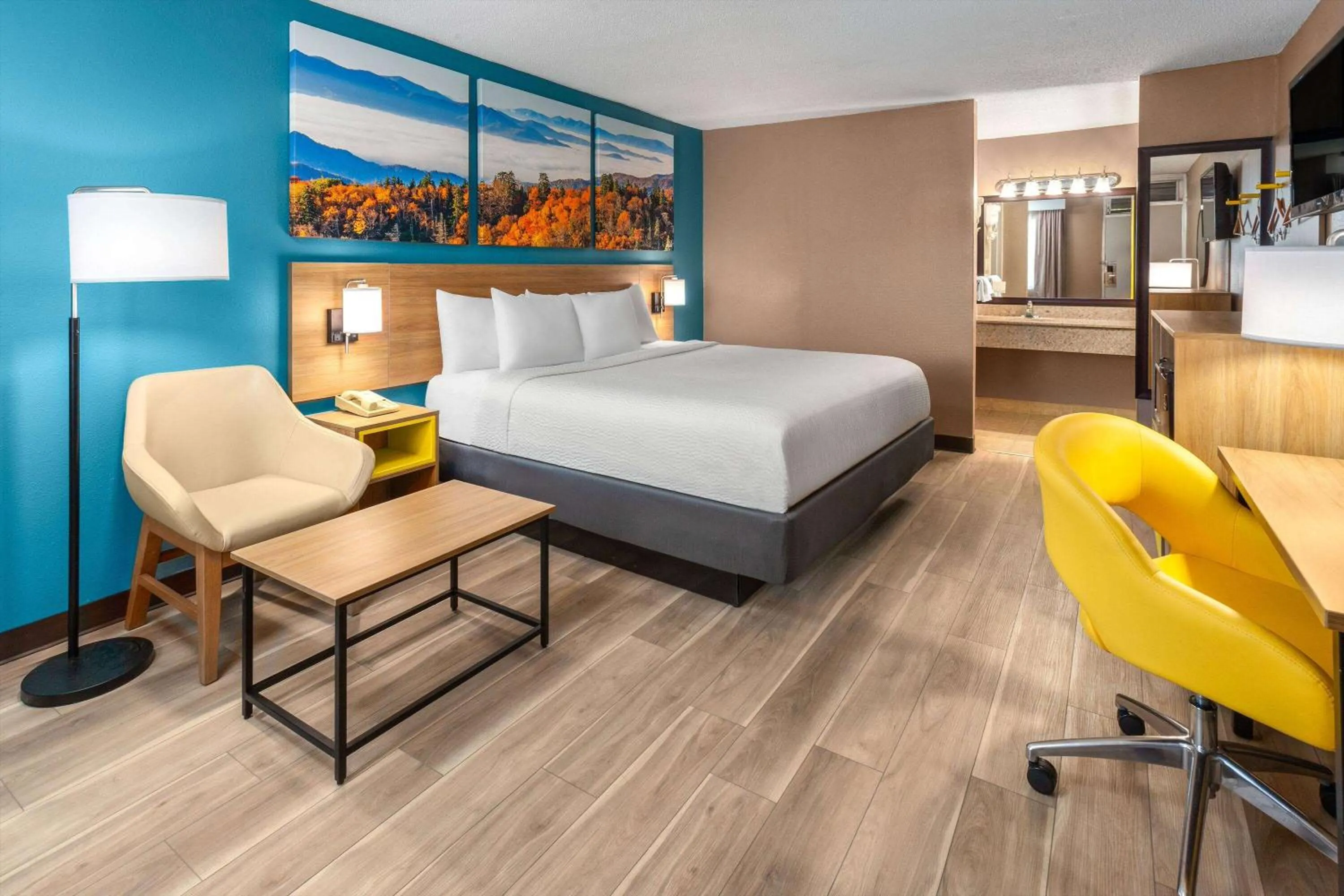 King Room- Non-Smoking in Days Inn by Wyndham Shelby