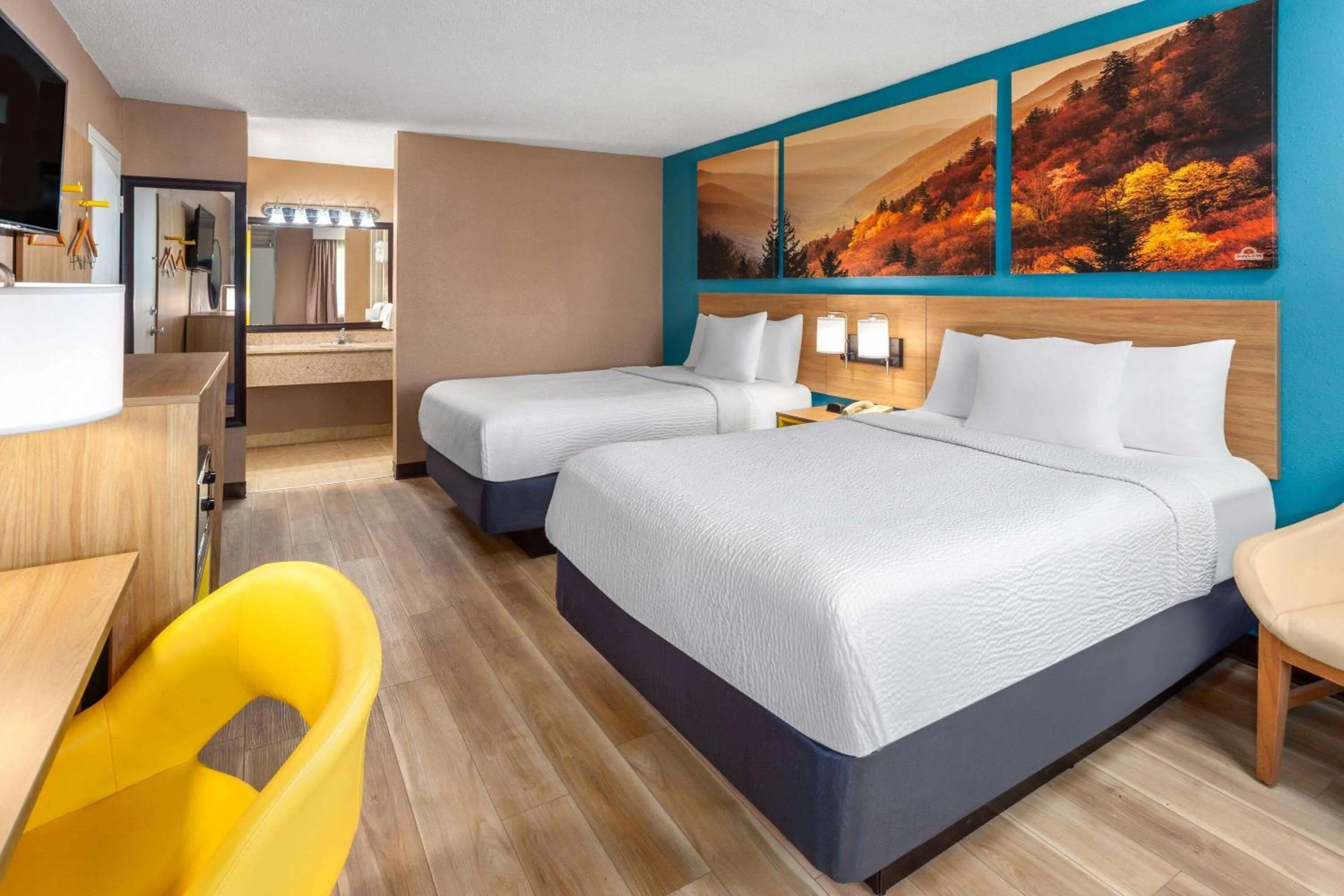 Double Room with Two Double Beds - Non-Smoking in Days Inn by Wyndham Shelby