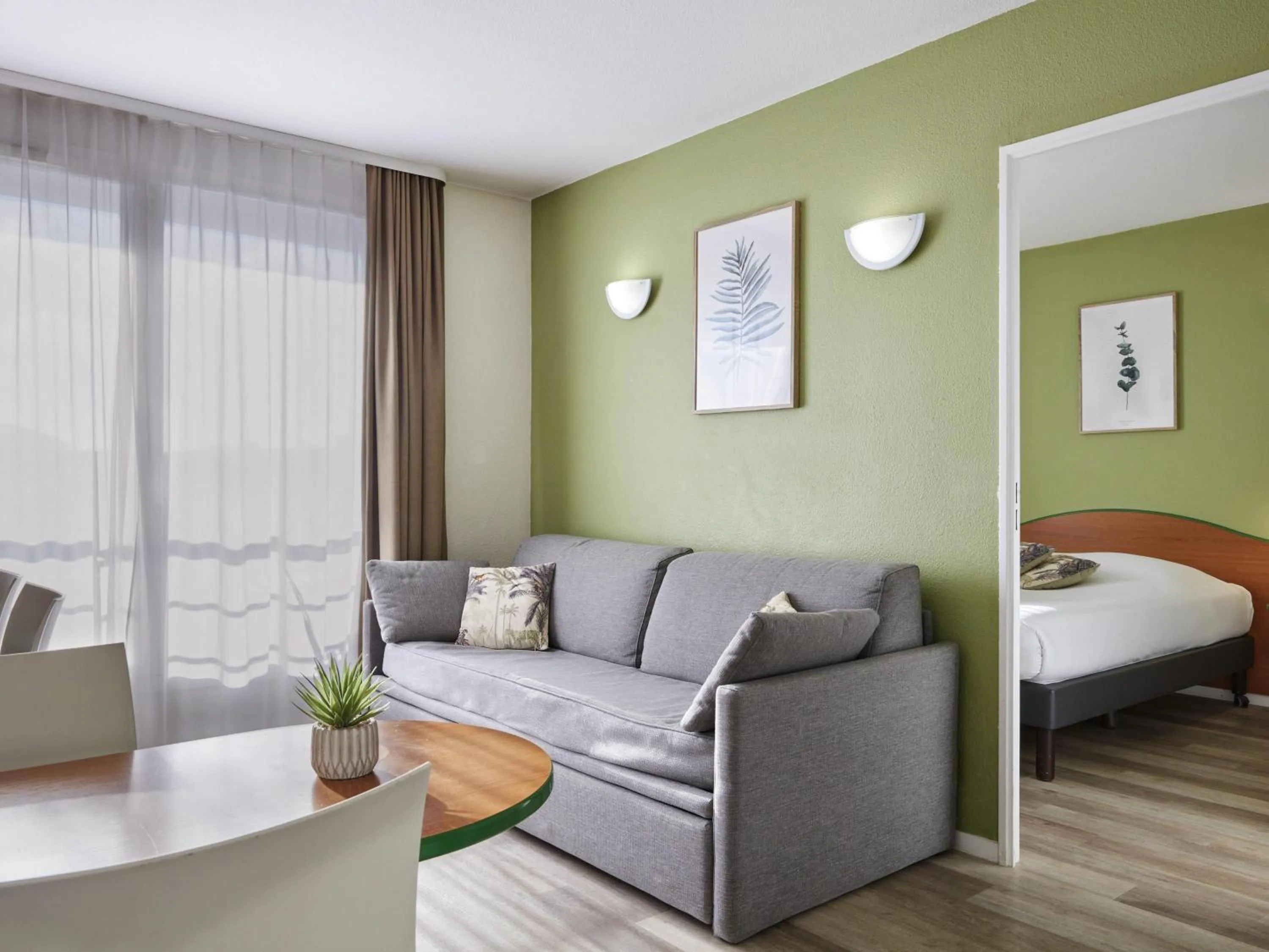 One-Bedroom Apartment (4 Adults) in Aparthotel Adagio Access Bordeaux Rodesse