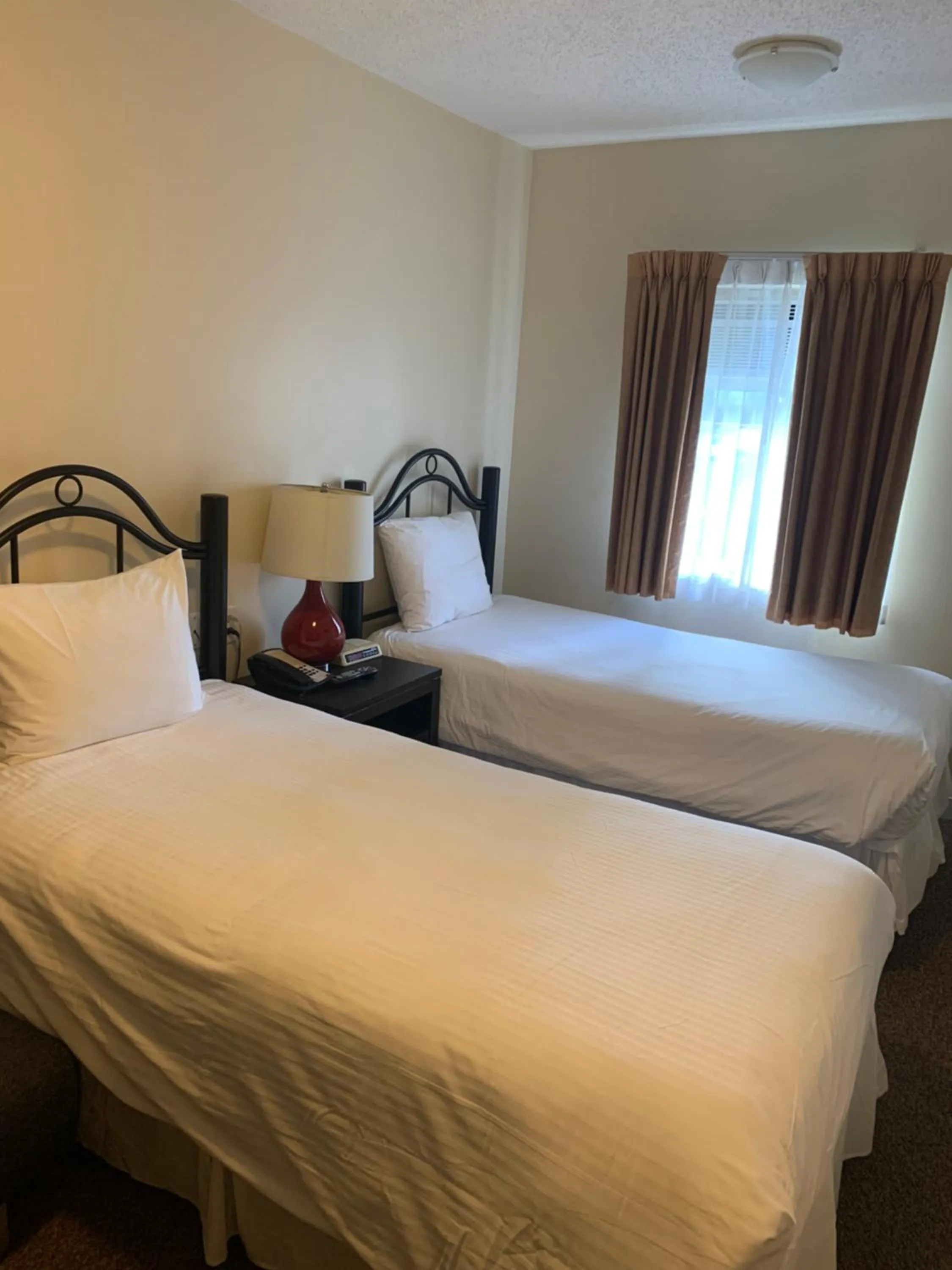 Standard Twin Room in Barclay Hotel