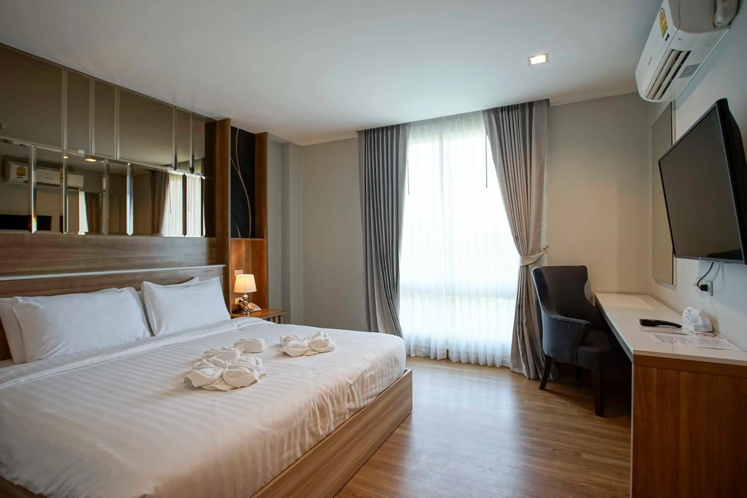 Double room with Standard View in Nantra Chiangmai Riverfront Hotel