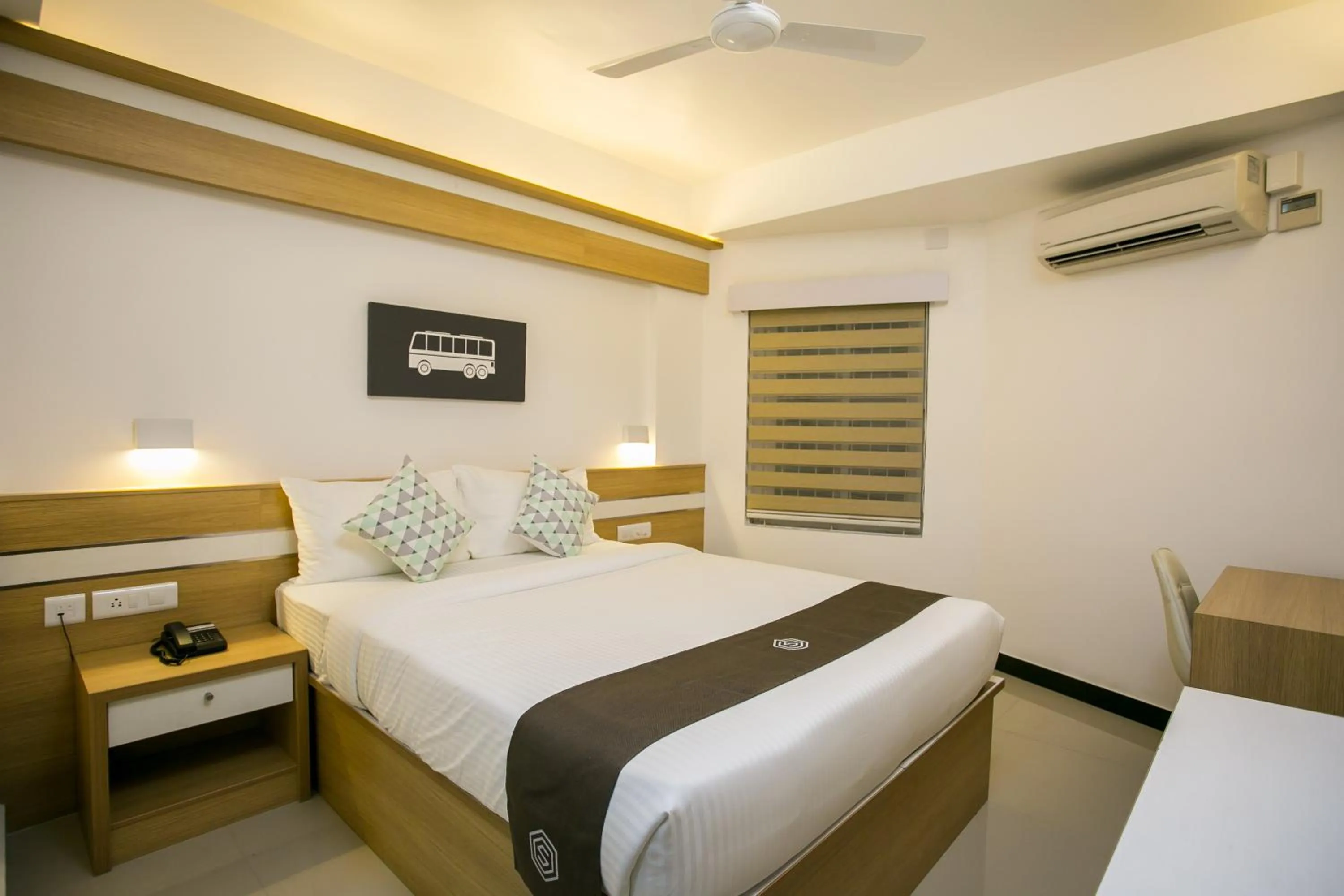 Deluxe Double Room in Sapphire Club Metro