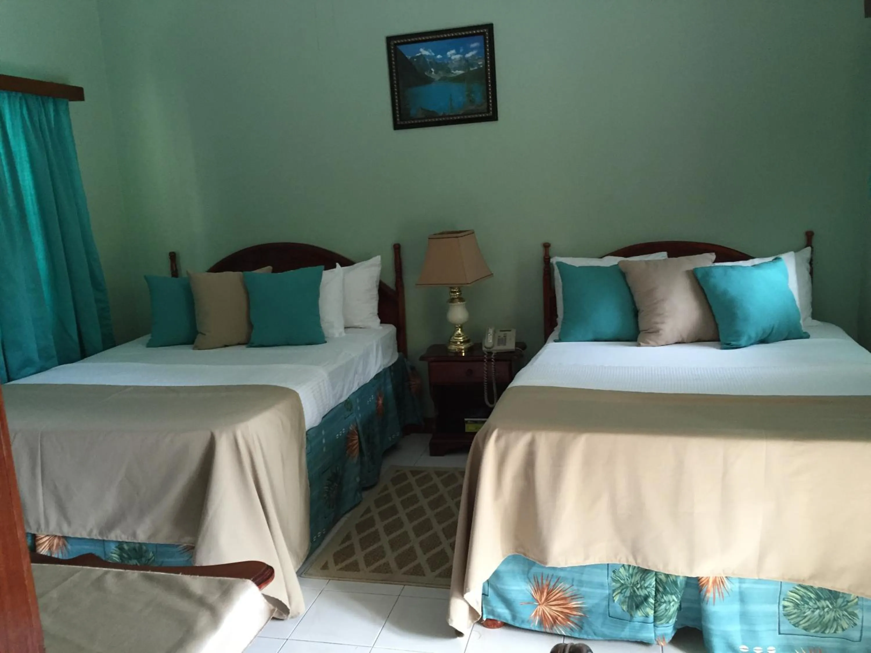 Deluxe Double Room with Two Double Beds in Rayon Hotel