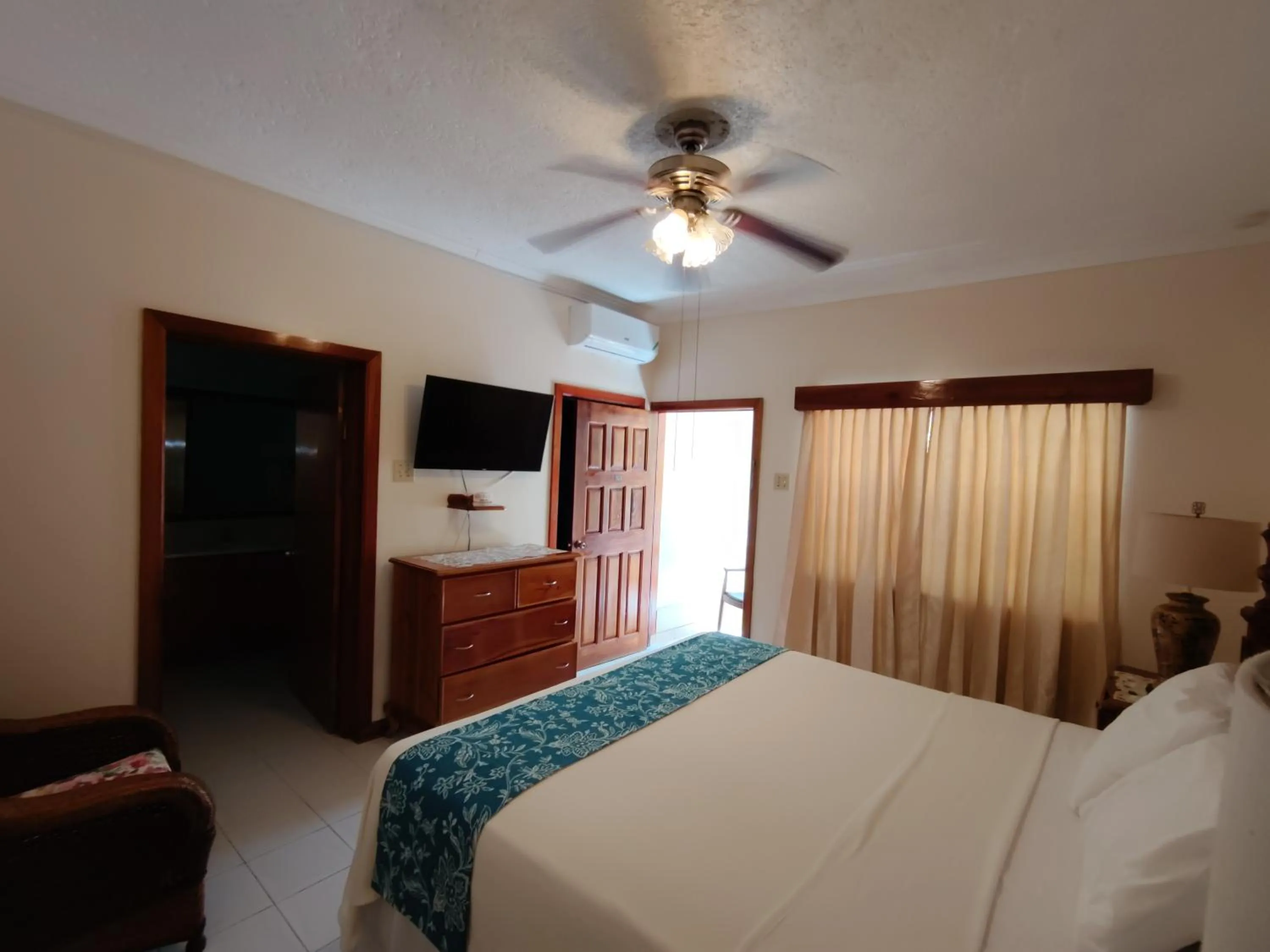 King Room in Rayon Hotel