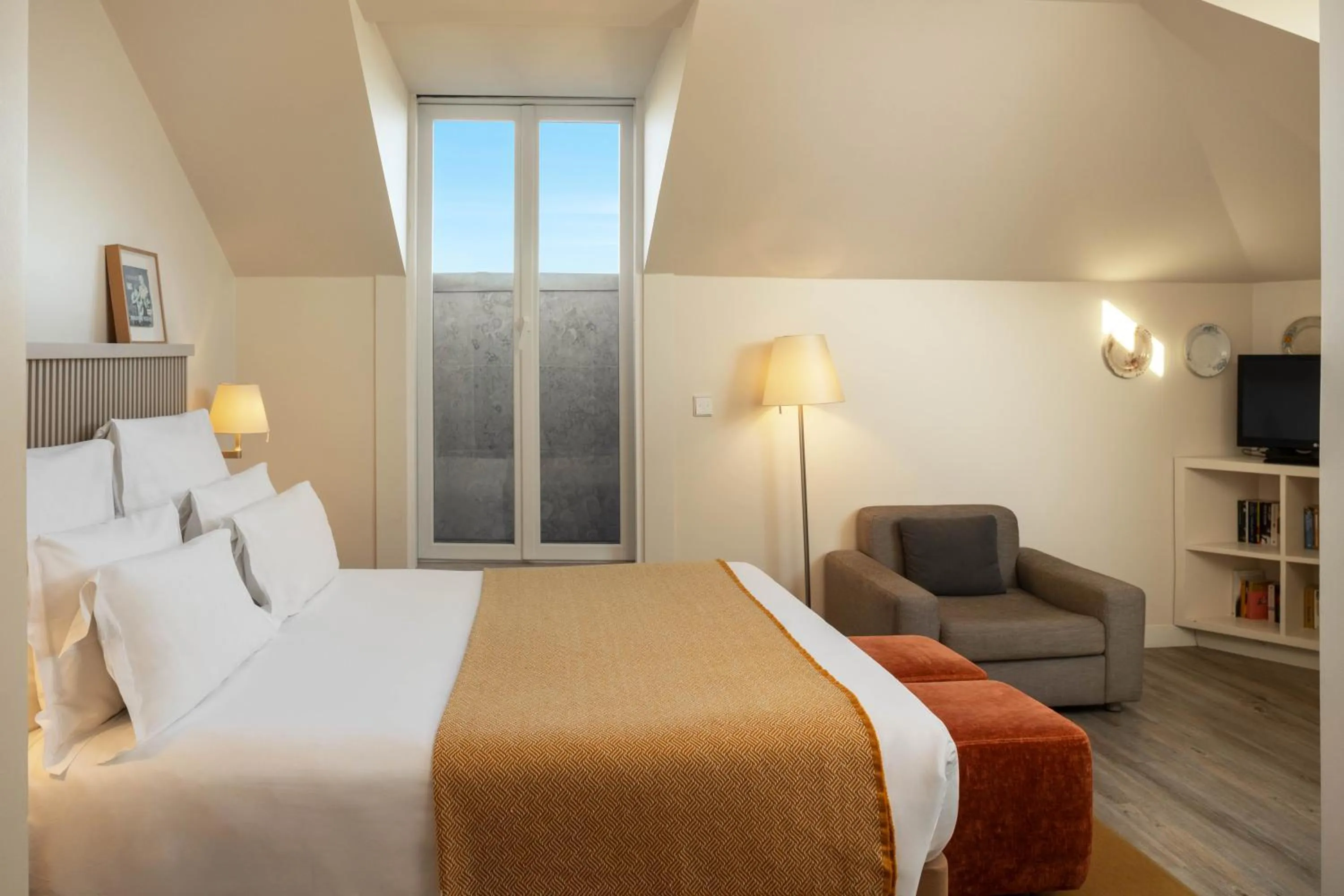 Mansard Superior Double Room in Memmo Alfama - Design Hotels